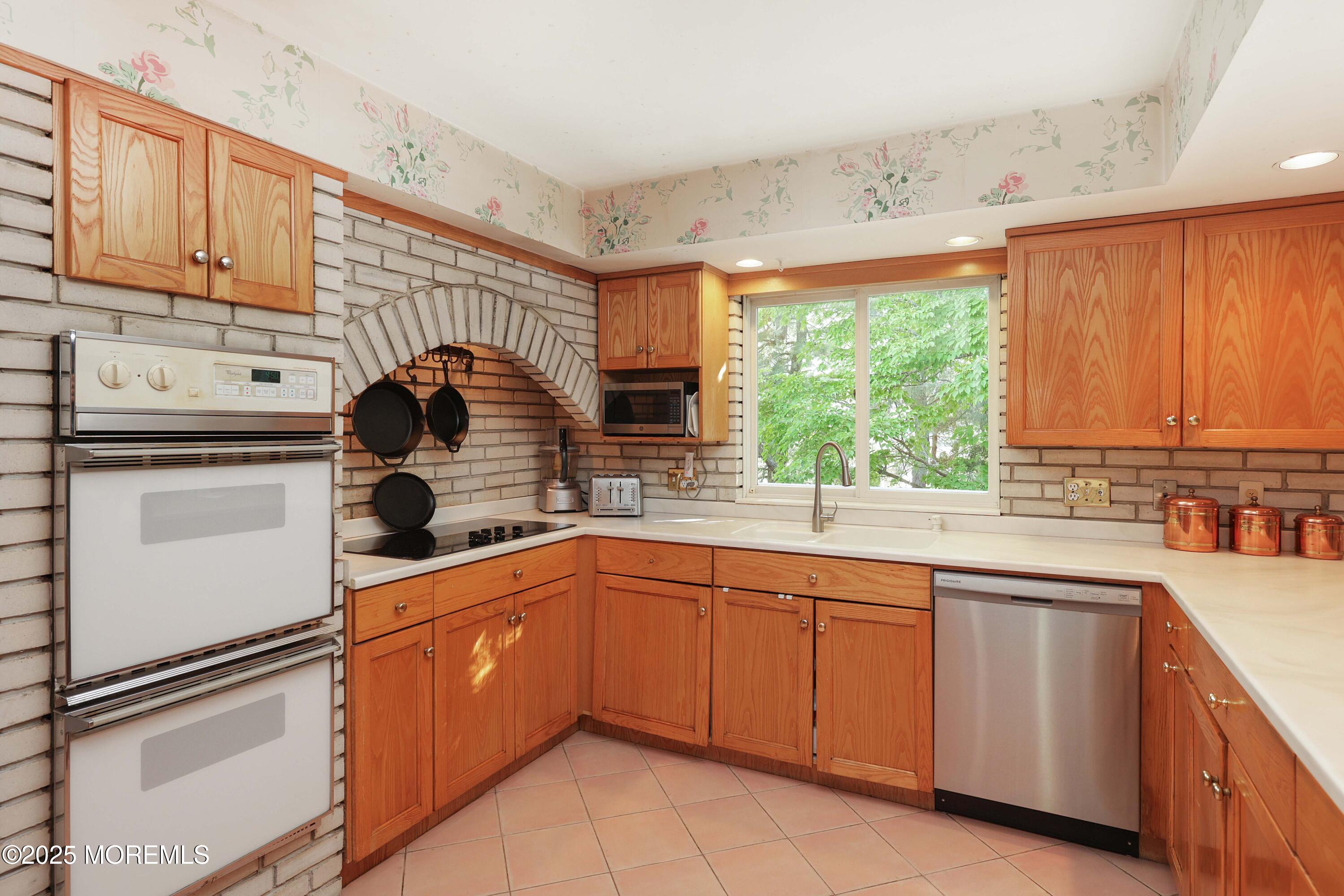 68 Middletown Road, Holmdel, New Jersey image 30