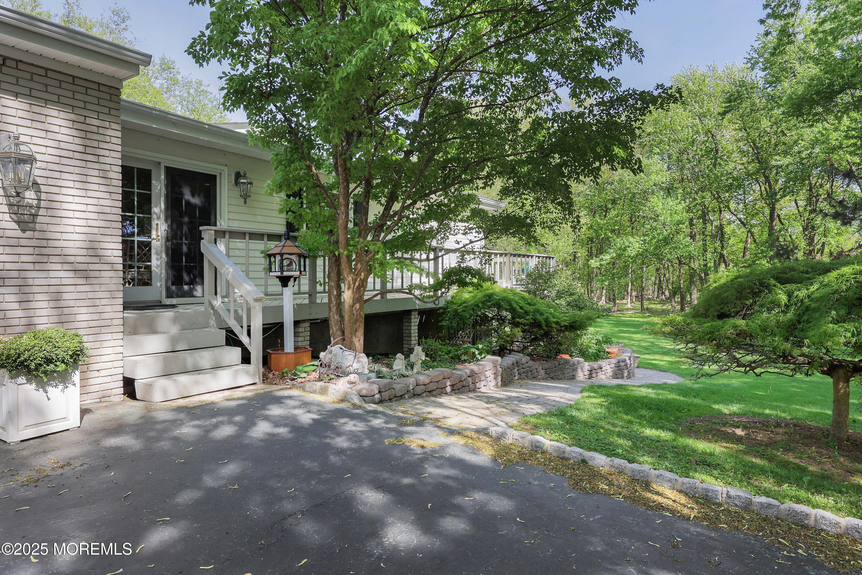 68 Middletown Road, Holmdel, New Jersey image 43