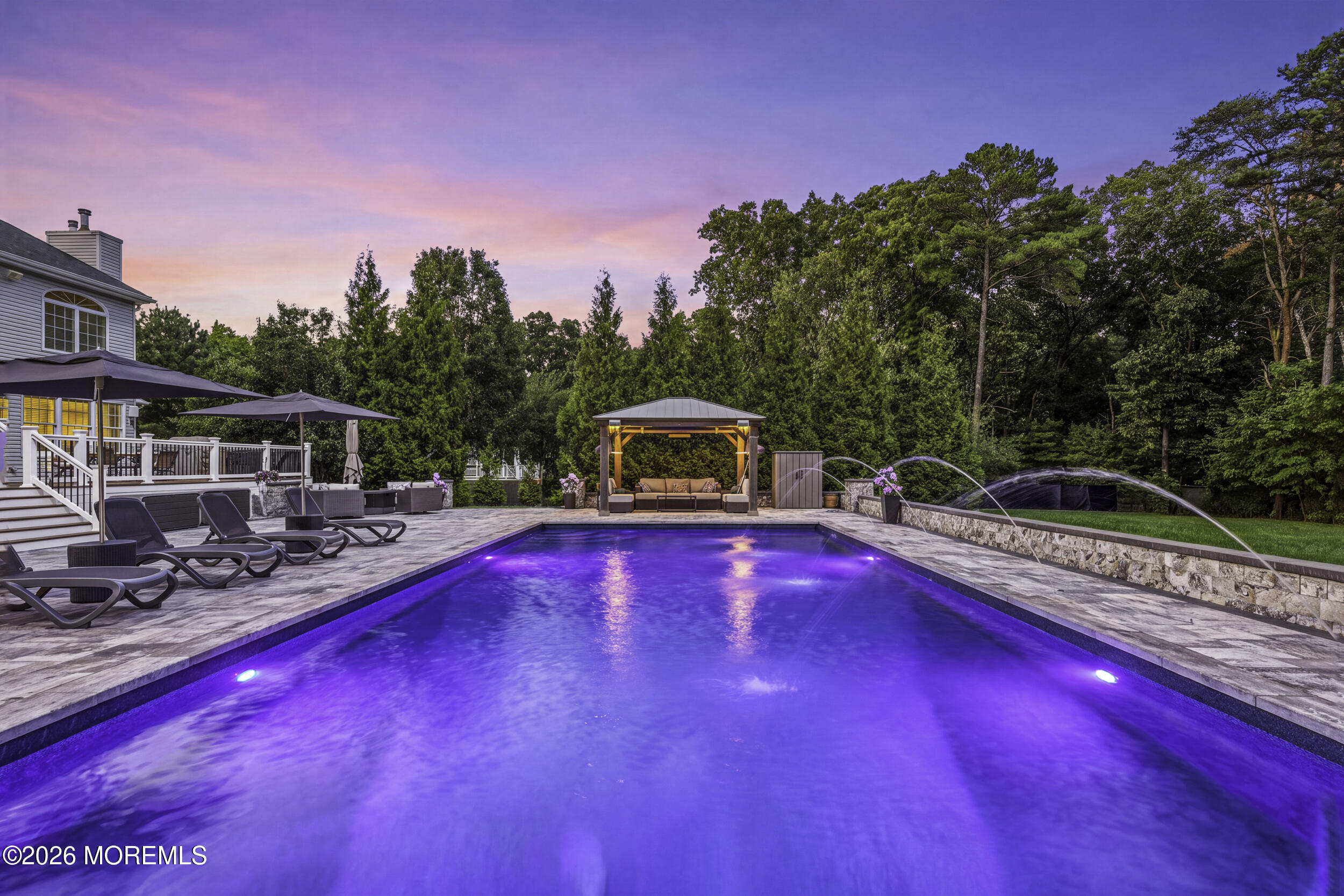 11 Swallow Tail Court