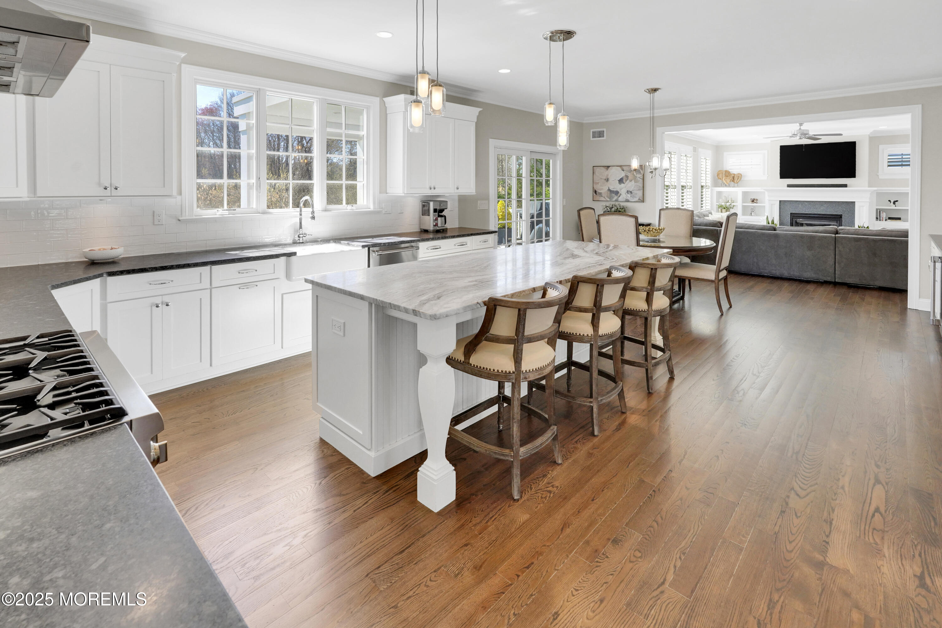 16 Winding Way Way, Little Silver, New Jersey image 7