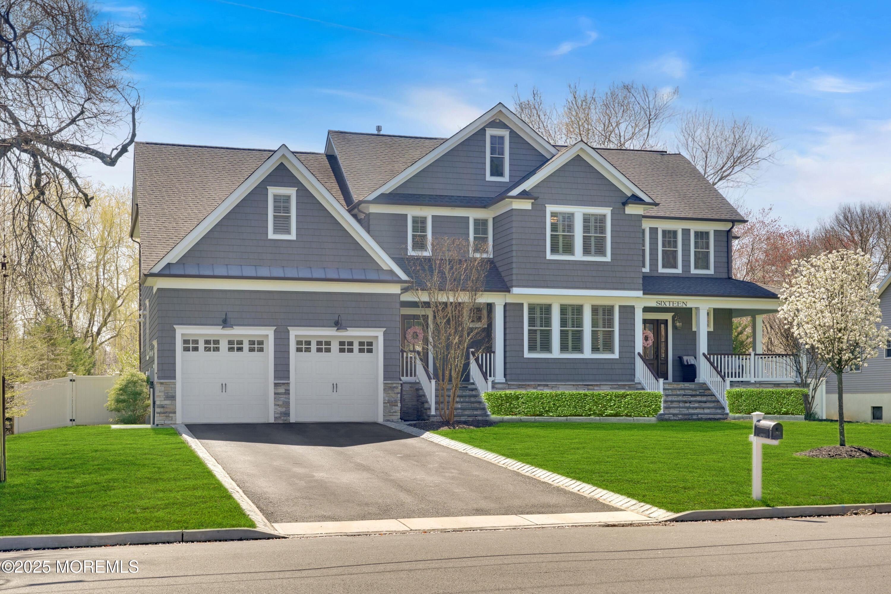 16 Winding Way Way, Little Silver, New Jersey image 2