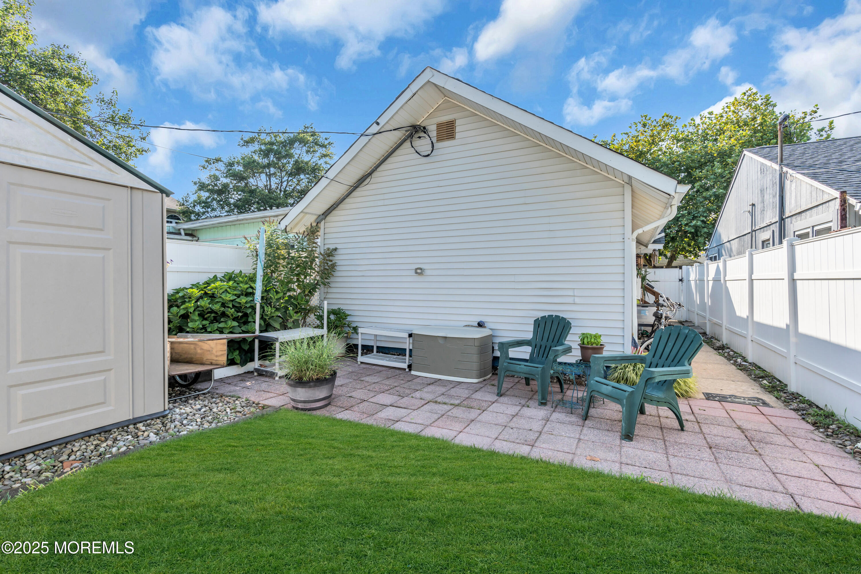 23 Seaside Place