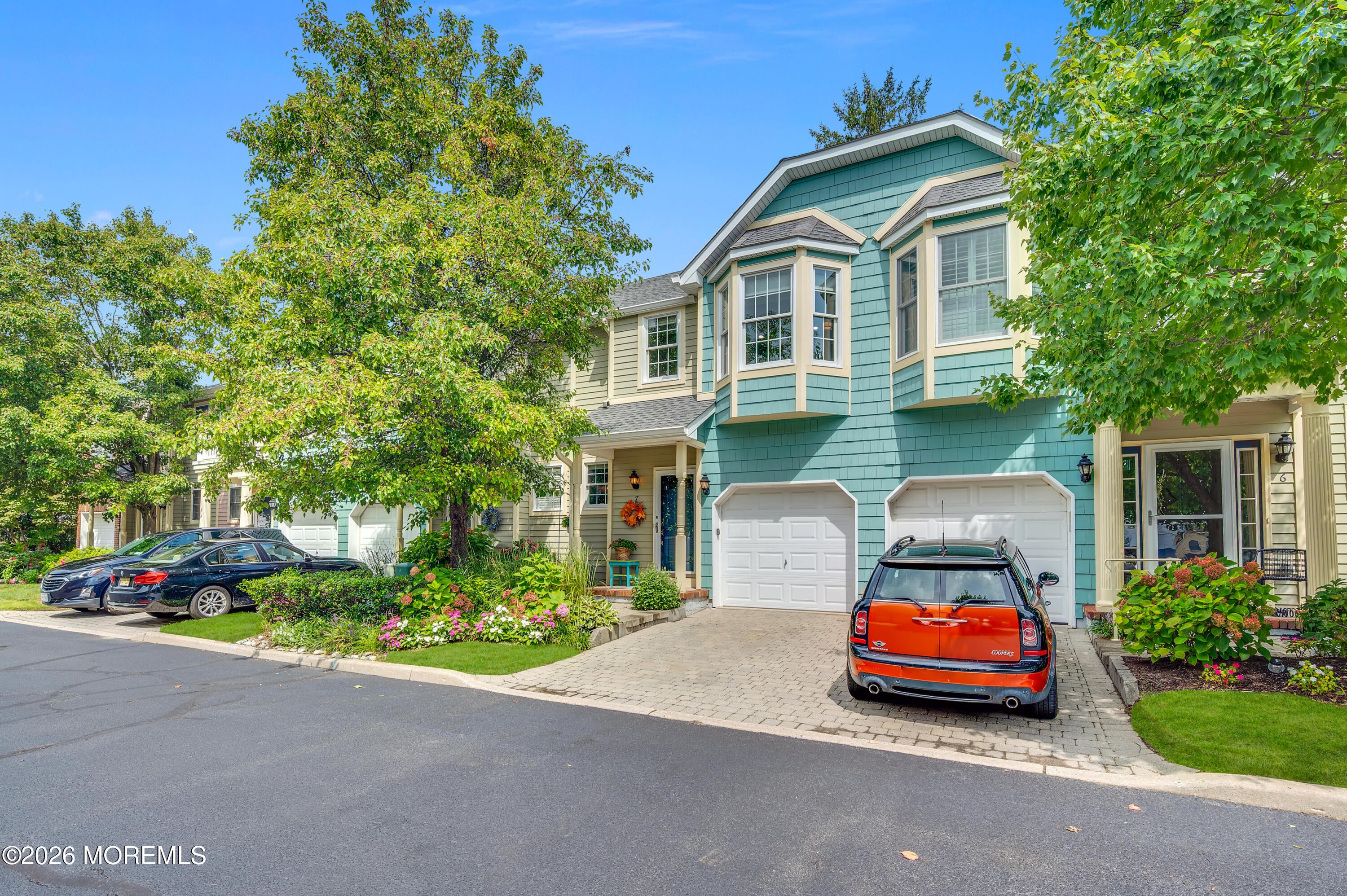 7 Waterford Way