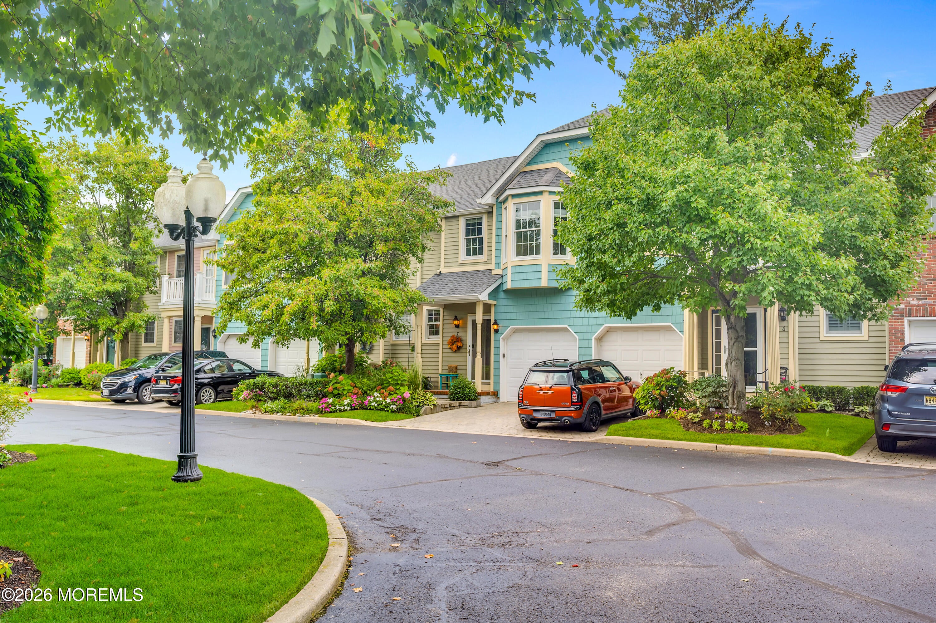 7 Waterford Way