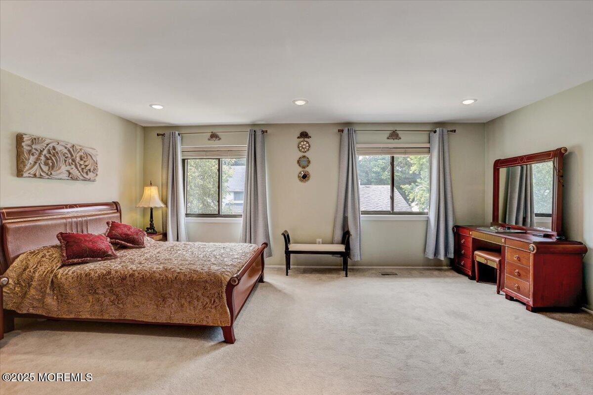 44 Lexington Circle, Matawan, New Jersey image 18
