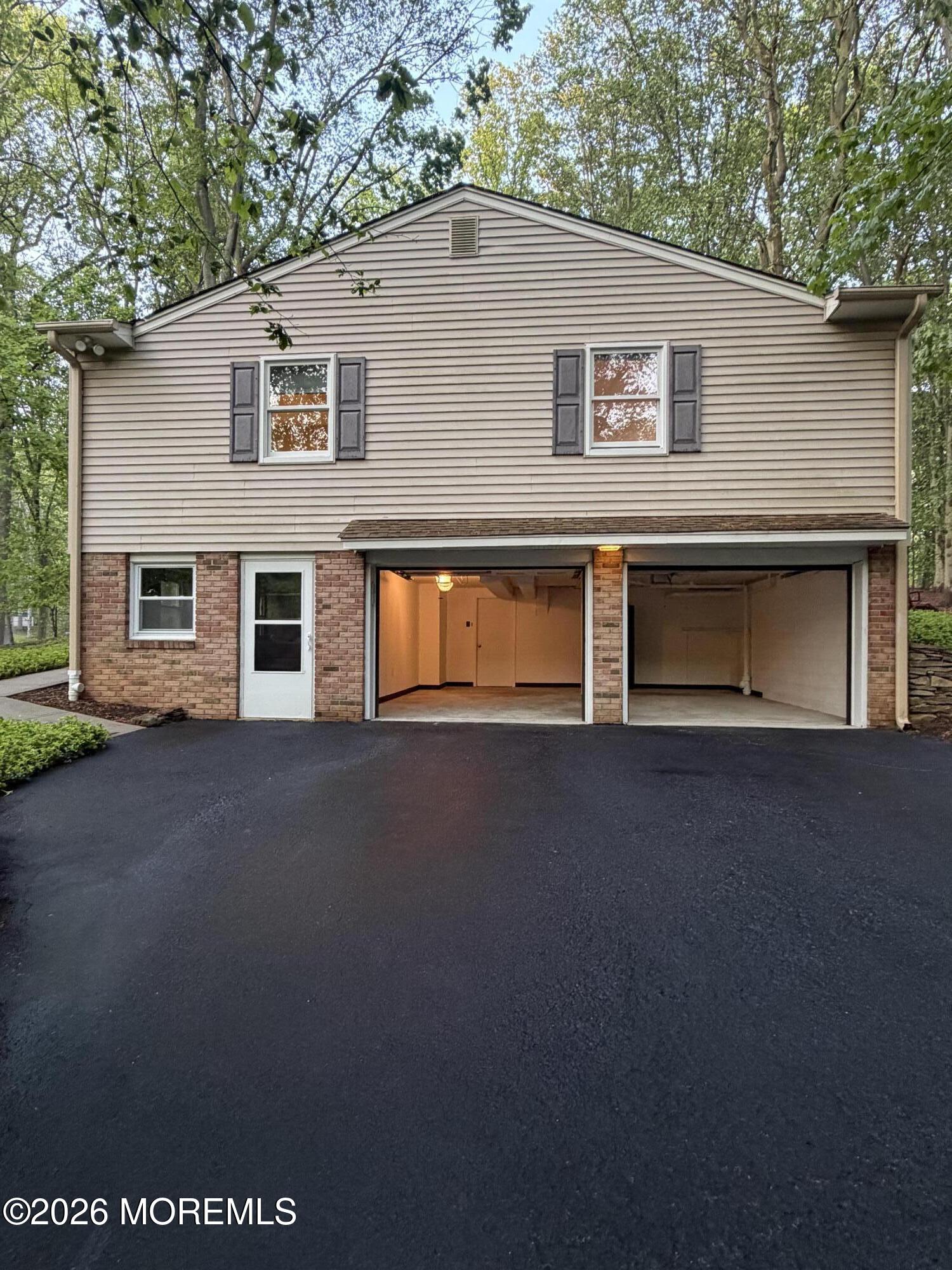 12 Stilwell Drive