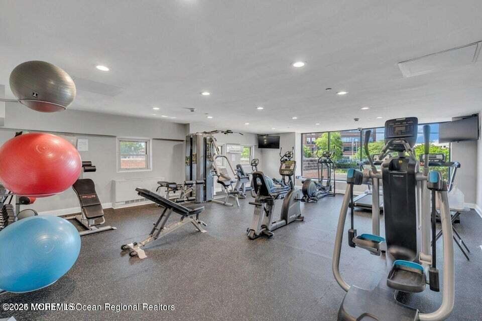 28 Riverside Avenue #2G, Red Bank, New Jersey image 6