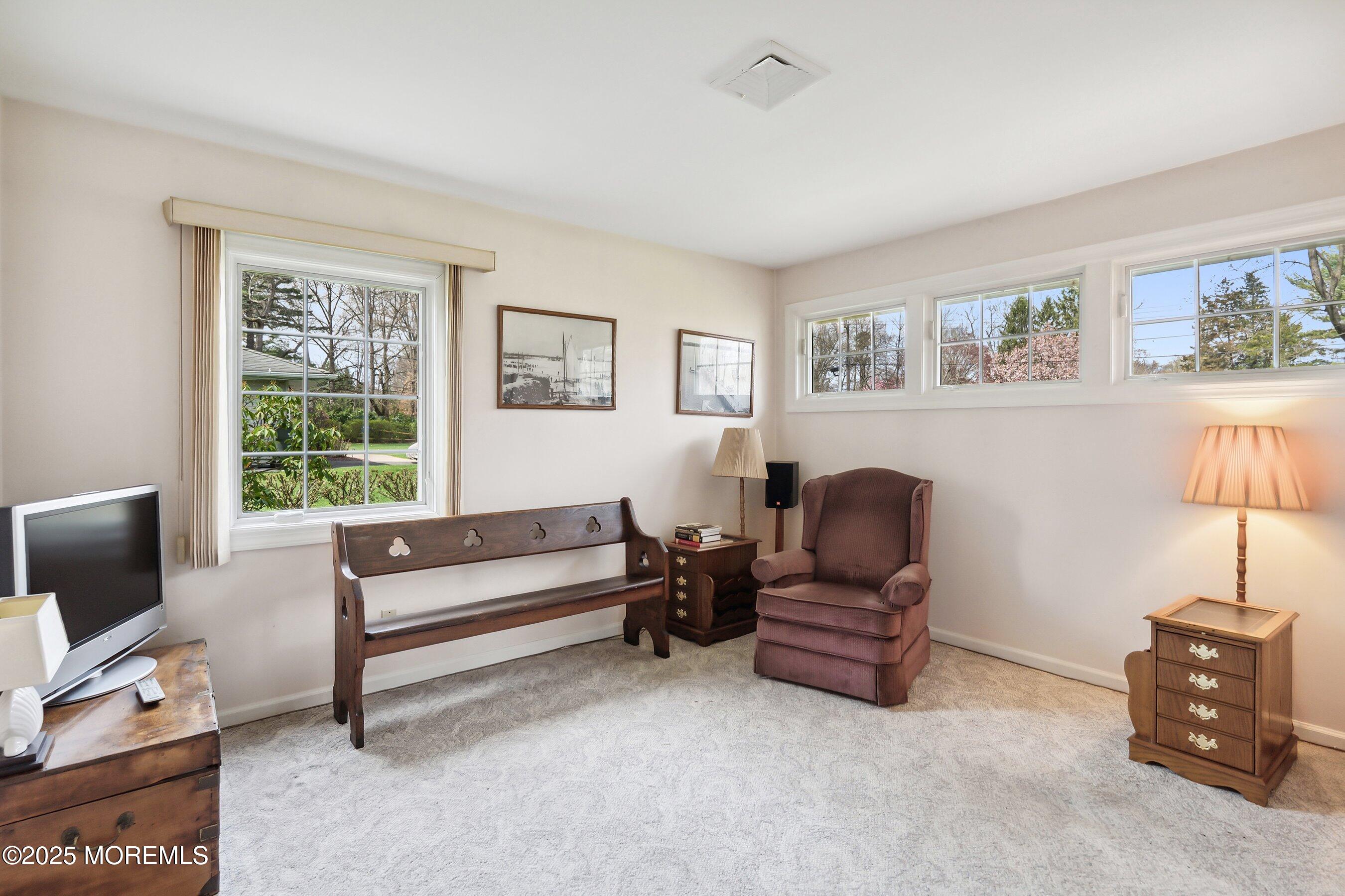 22 Branford Circle, Tinton Falls, New Jersey image 19