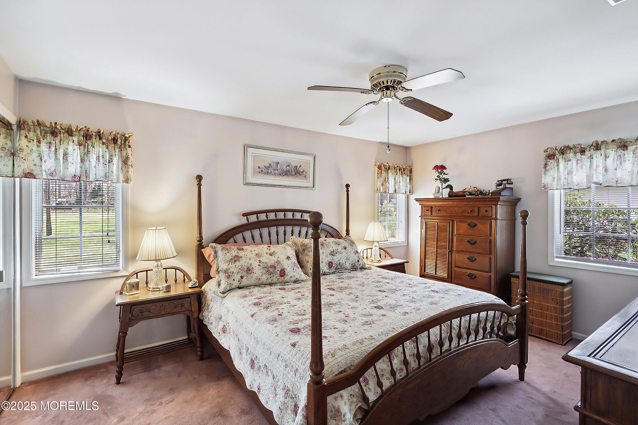 22 Branford Circle, Tinton Falls, New Jersey image 18