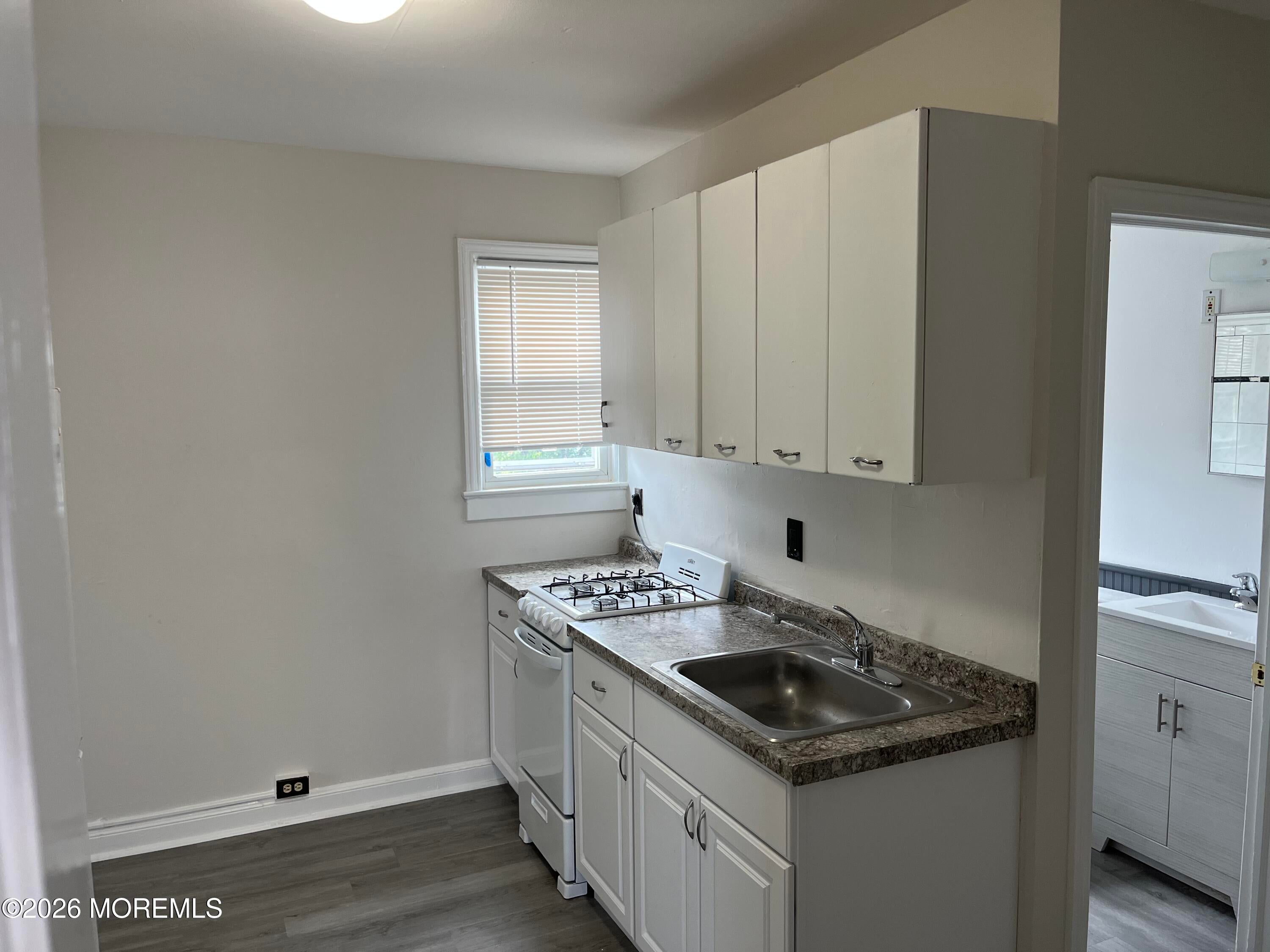 406 Highway 35 Apt 3