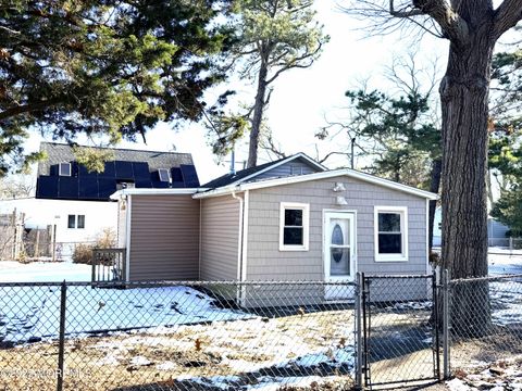 517 Jackson Avenue Brick NJ 08723