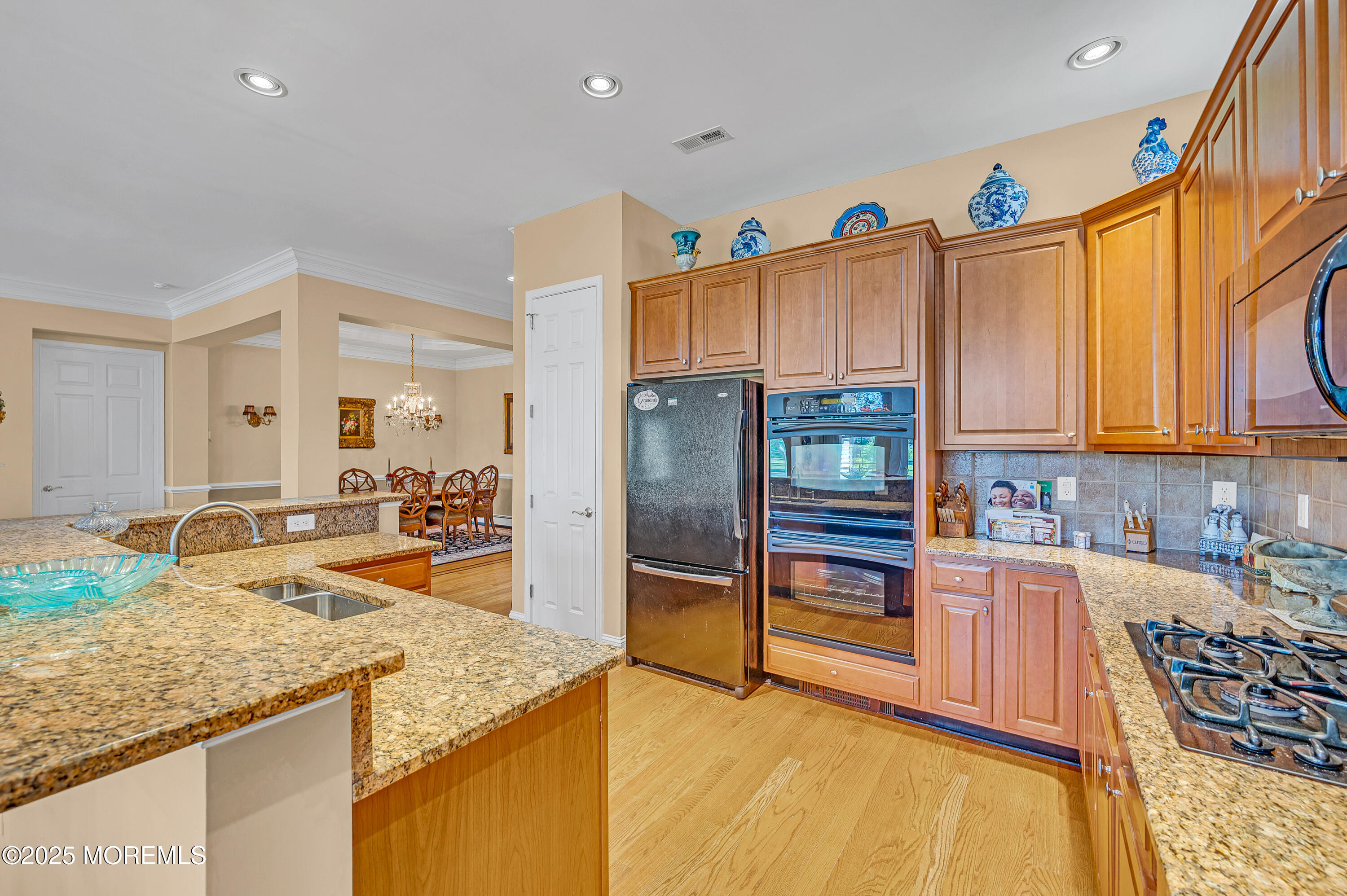 2 Carleton Drive, Freehold, New Jersey image 19