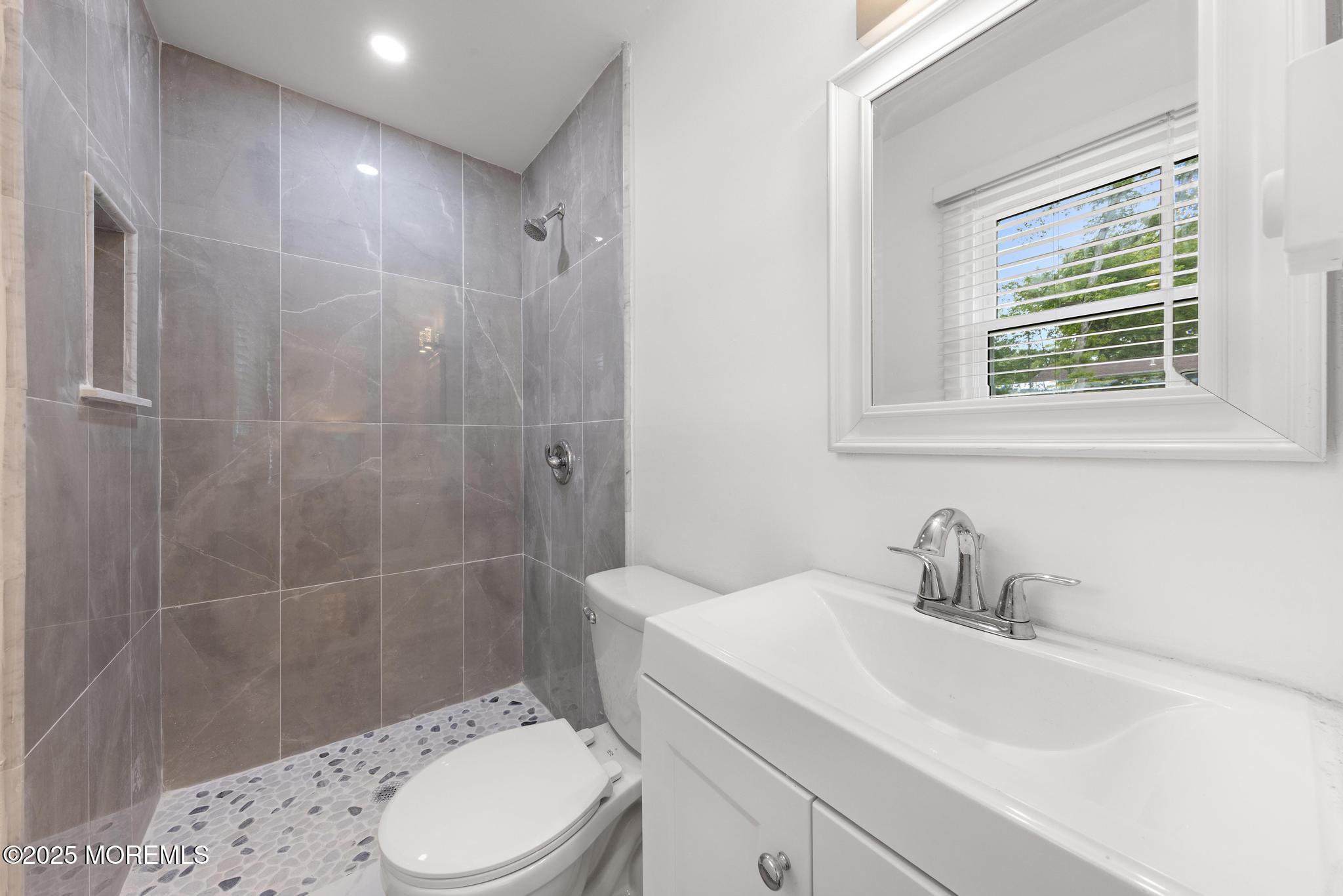 1027 Windlass Drive, Manahawkin, New Jersey image 32