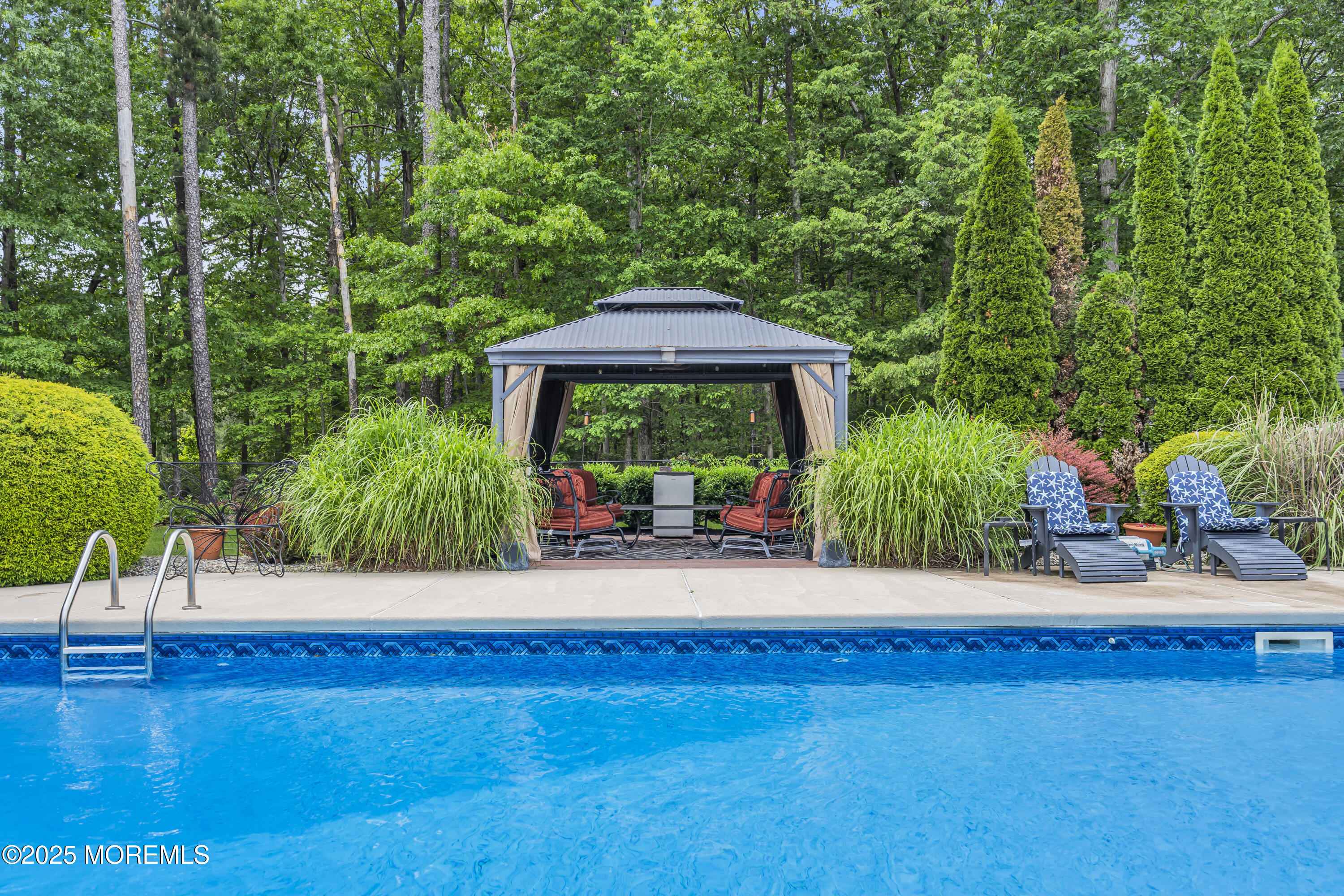 10 Jefferson Court, Jackson, New Jersey image 1