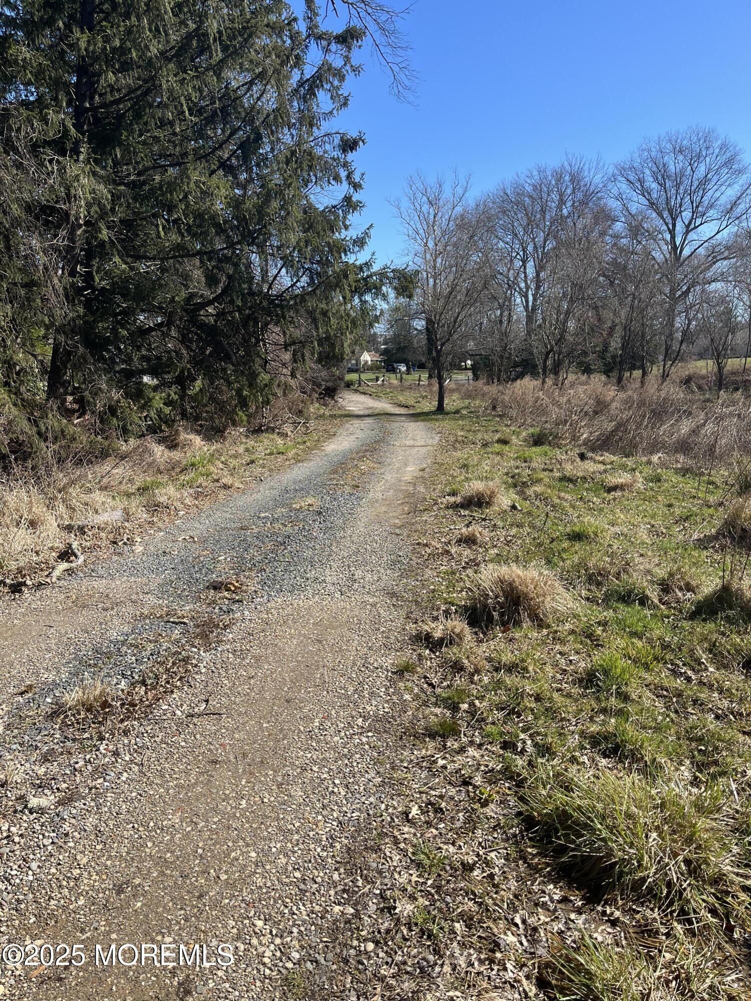 Hamiltonian Drive, Middletown, New Jersey image 2