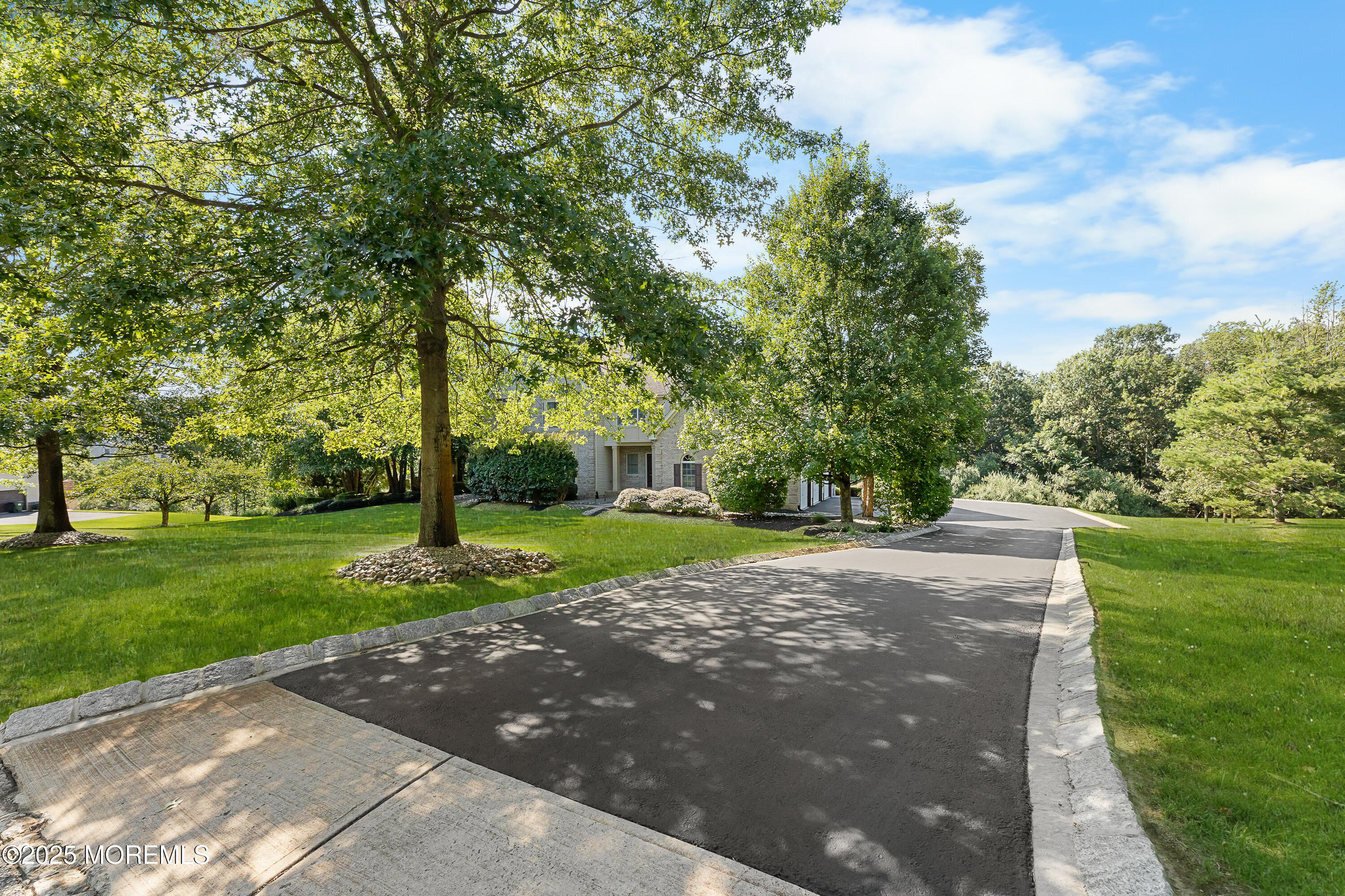 4 Lahaway Creek Court