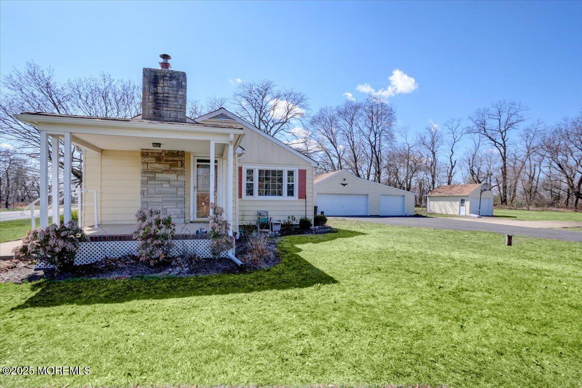 100 Monmouth Road, Freehold, New Jersey image 22