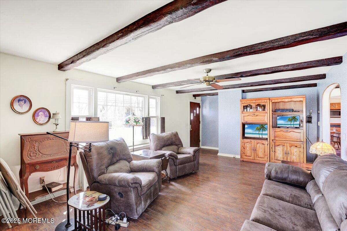 100 Monmouth Road, Freehold, New Jersey image 4
