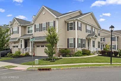 58 Begonia Lane Monroe NJ 08831