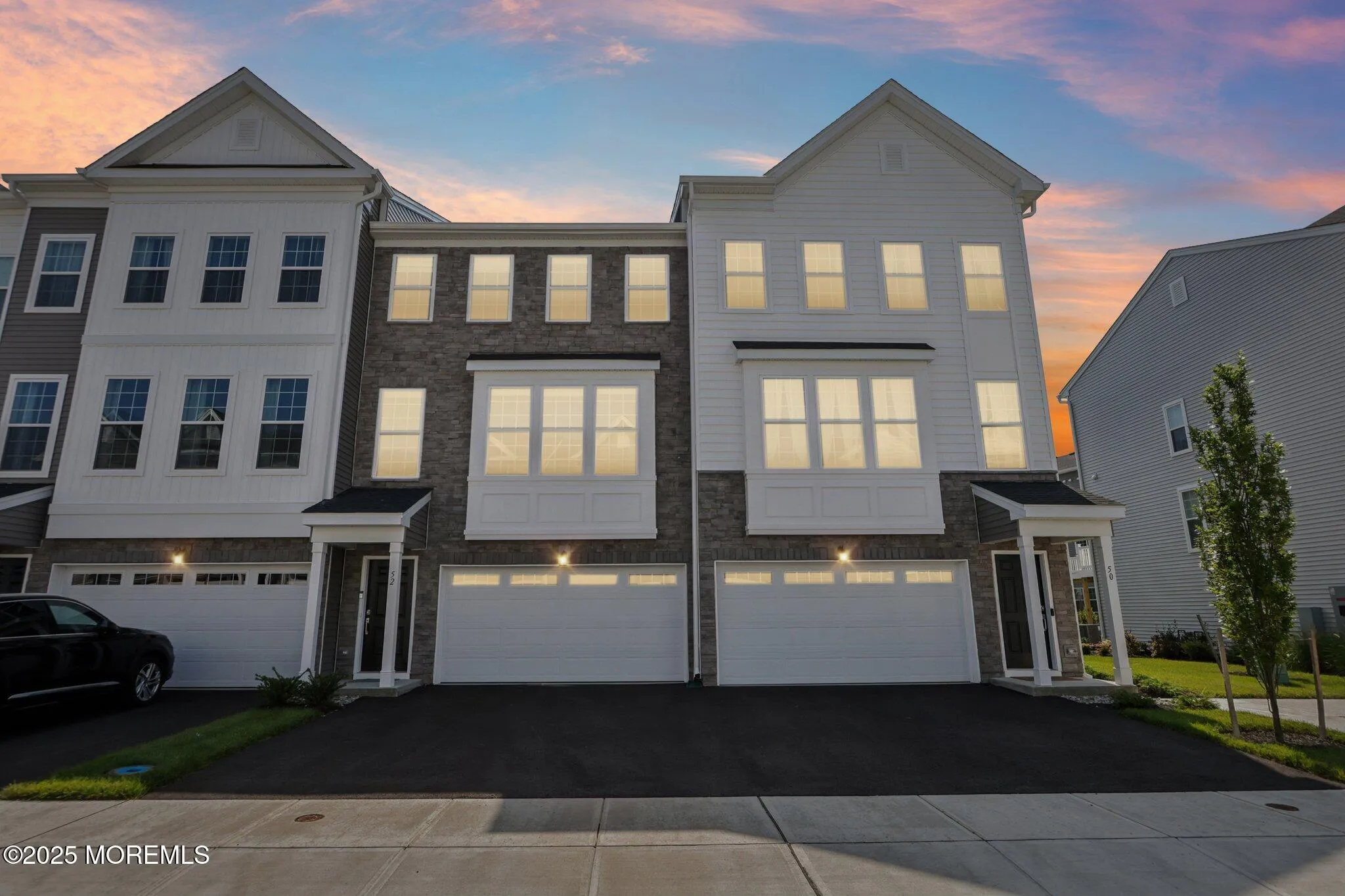 Manalapan, New Jersey 07726, United States, 4 Bedrooms Bedrooms, ,4 BathroomsBathrooms,Residential,Active,181074