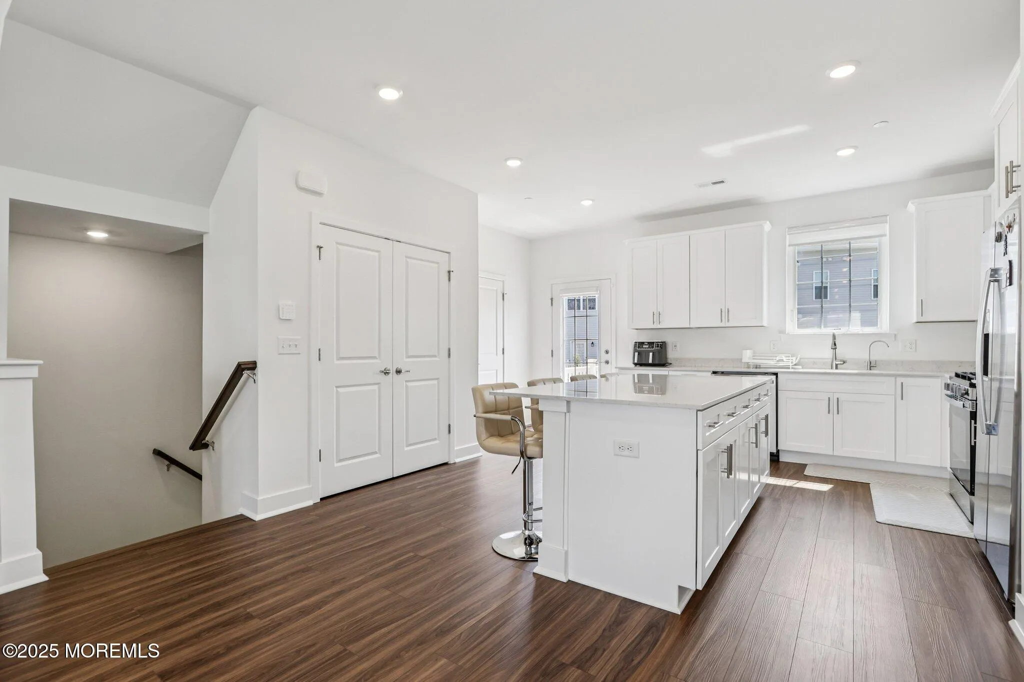 Manalapan, New Jersey 07726, United States, 4 Bedrooms Bedrooms, ,4 BathroomsBathrooms,Residential,Active,181074