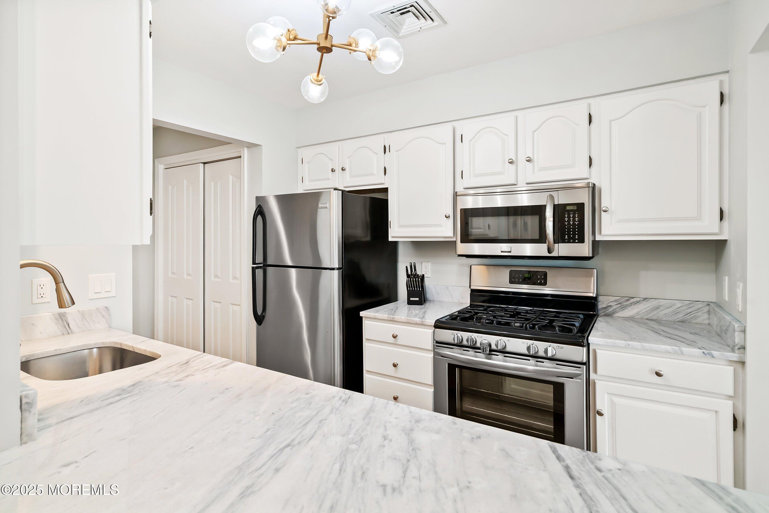 606 Bay Avenue #5, Point Pleasant Beach, New Jersey image 19