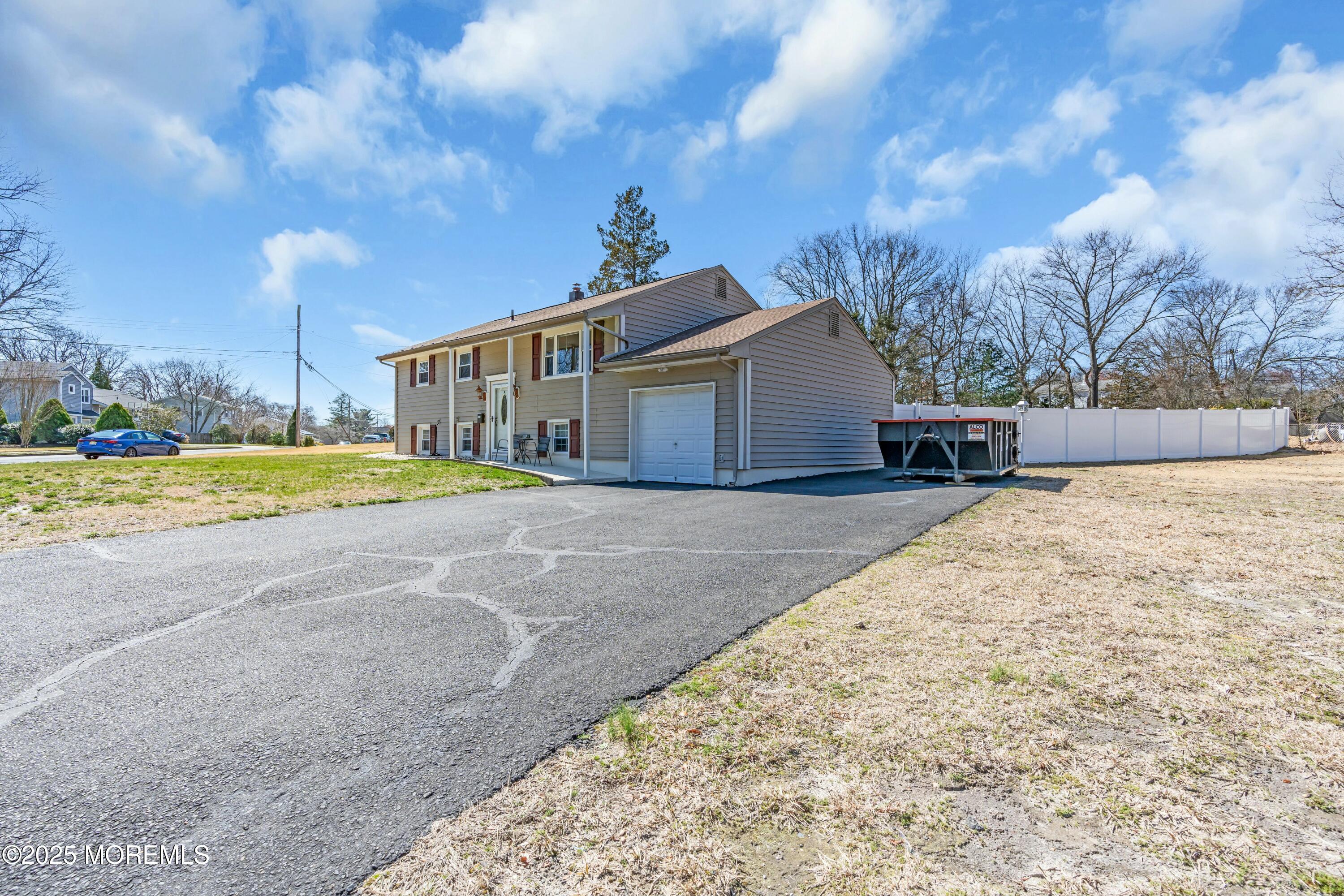 7 Southgate Drive, Howell, New Jersey image 48