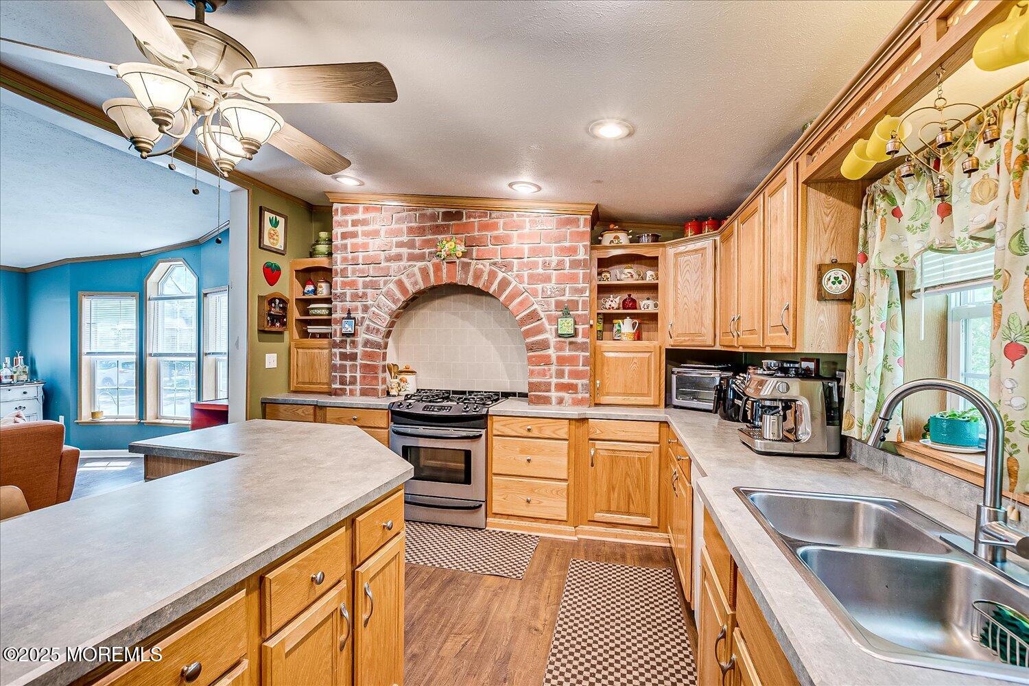 104 Village Road, Morganville, New Jersey image 22