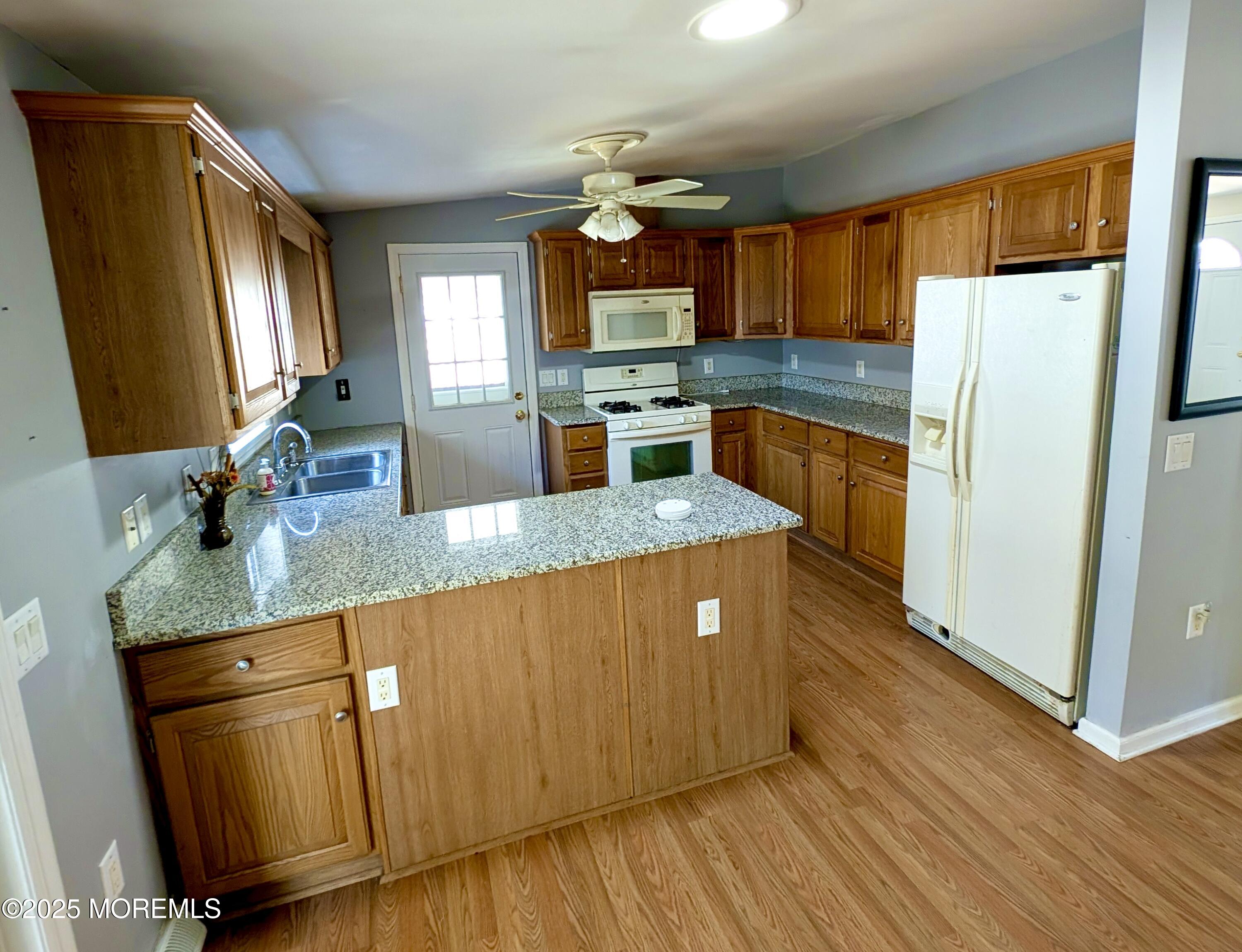 14 Tanglewood Drive, Cream Ridge, New Jersey image 22