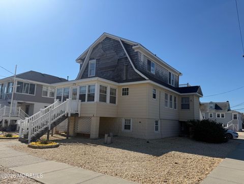Homes For Rent - 67 E Street<br/> Seaside Park, NJ 08752