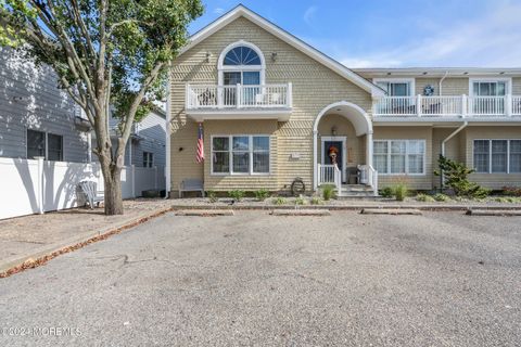 803 Grand Central Avenue P Lavallette NJ 08735