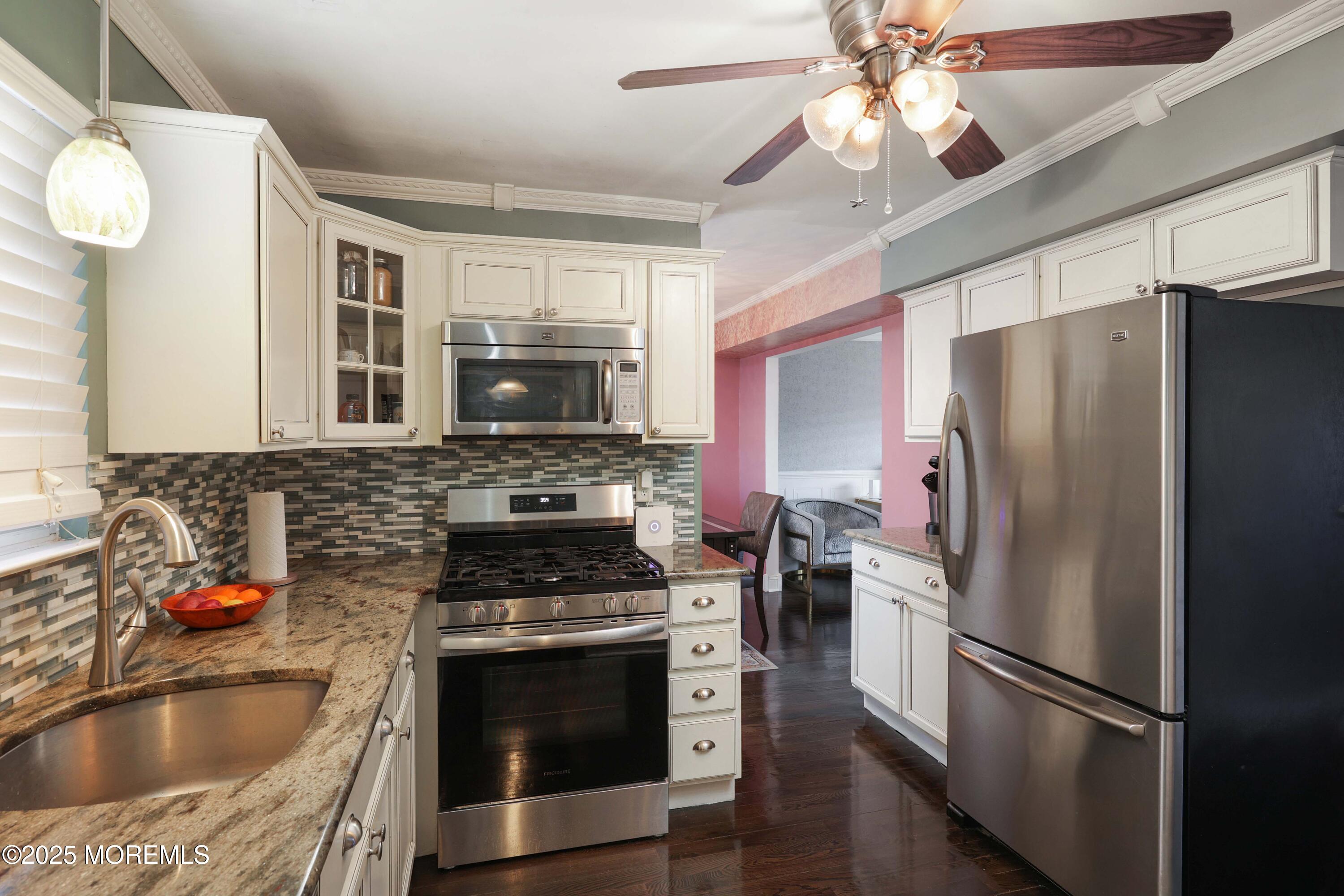 11 Tamarack Street, Howell, New Jersey image 10