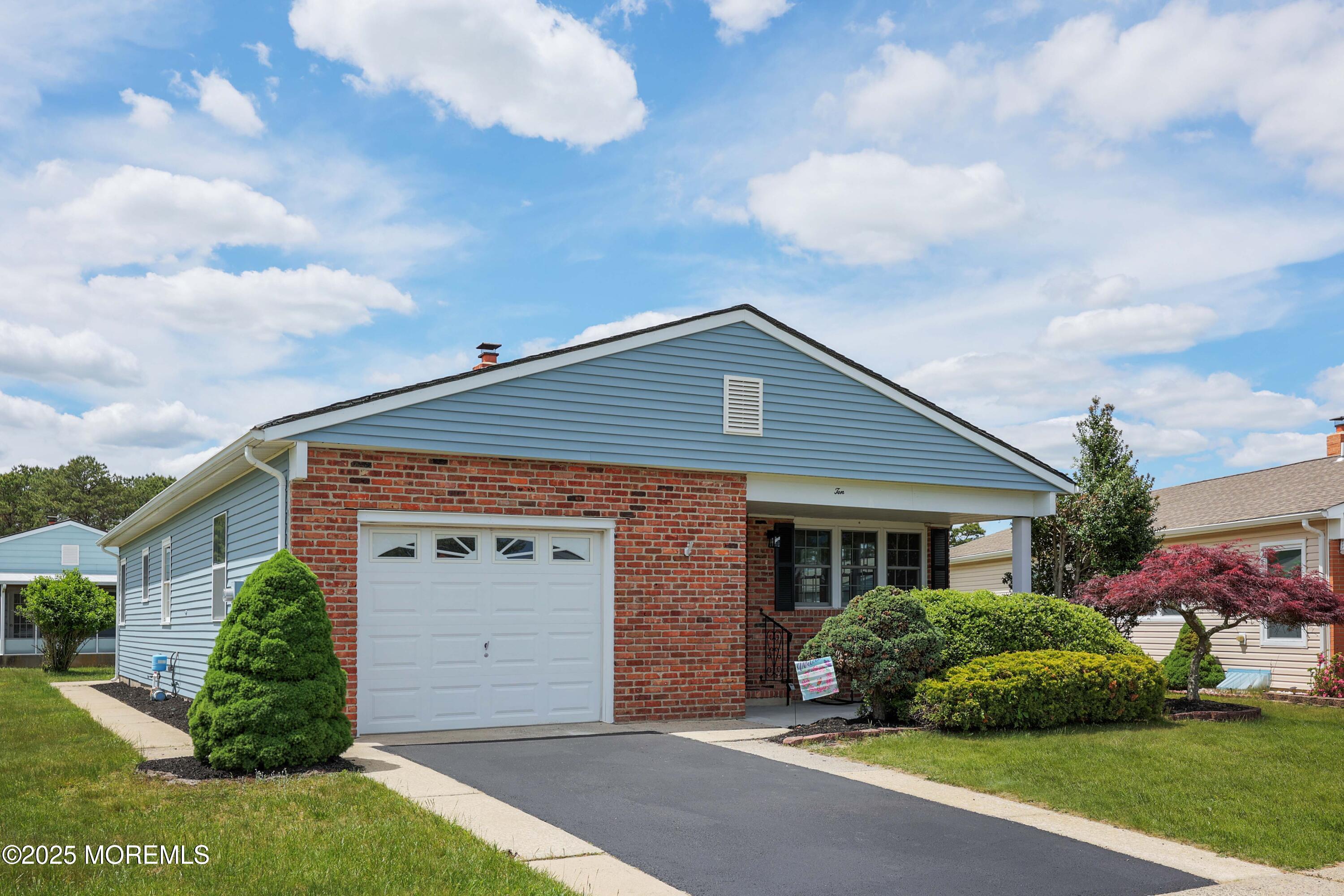 10 Merrilee Lane, Toms River, New Jersey image 2