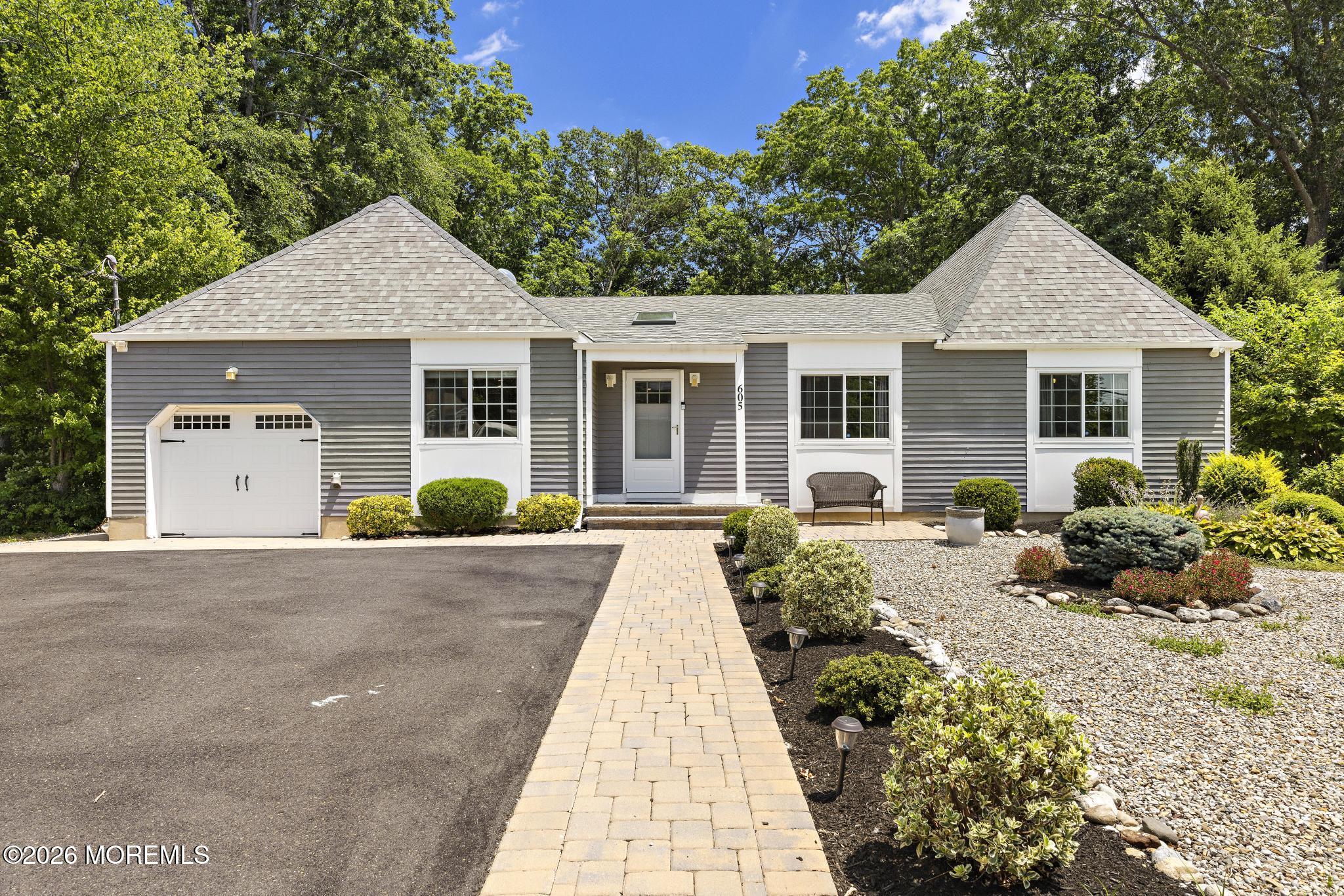 605 Duchess Court