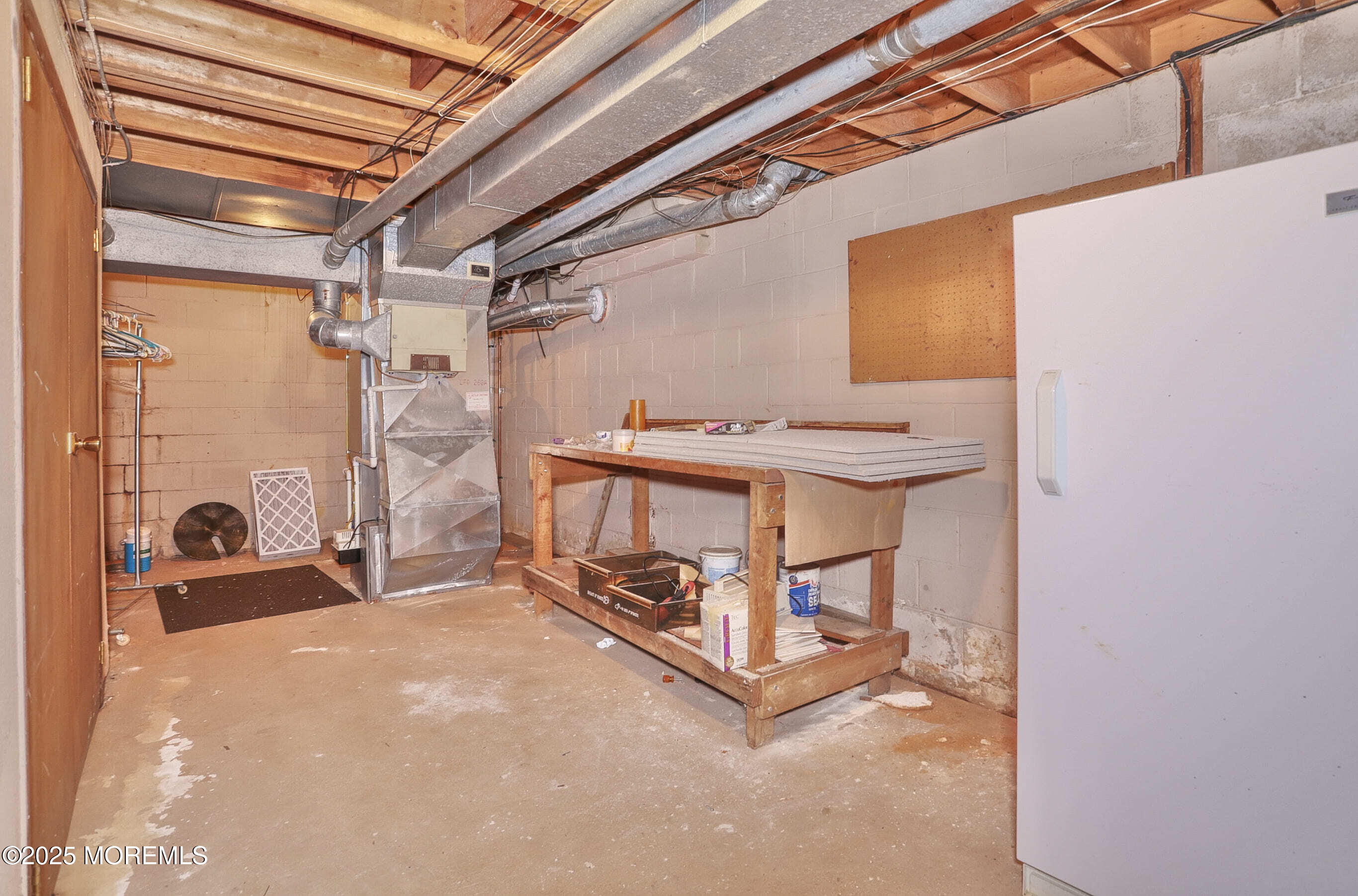 11 Prince Edward Road, Morganville, New Jersey image 34