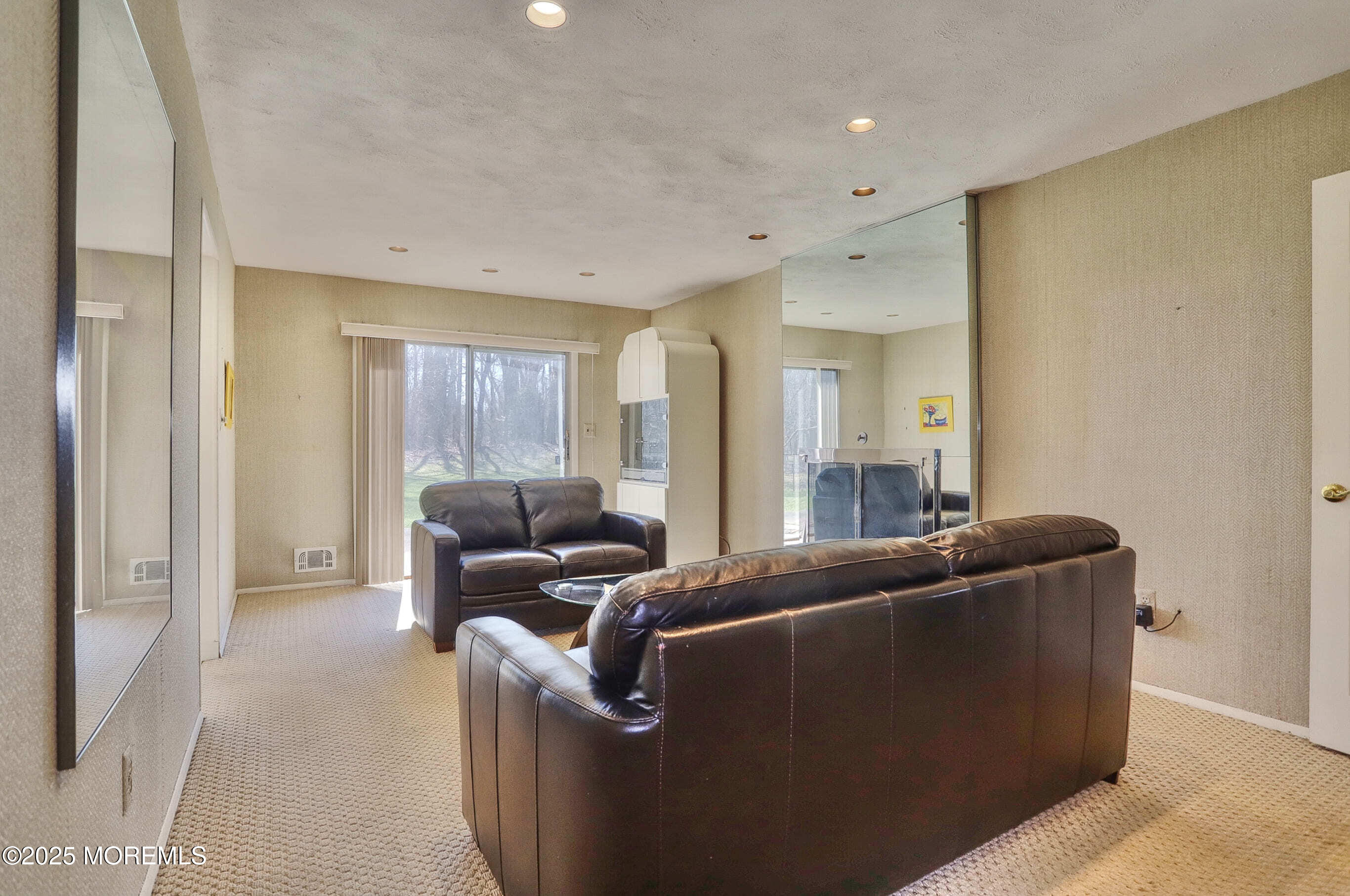 11 Prince Edward Road, Morganville, New Jersey image 19