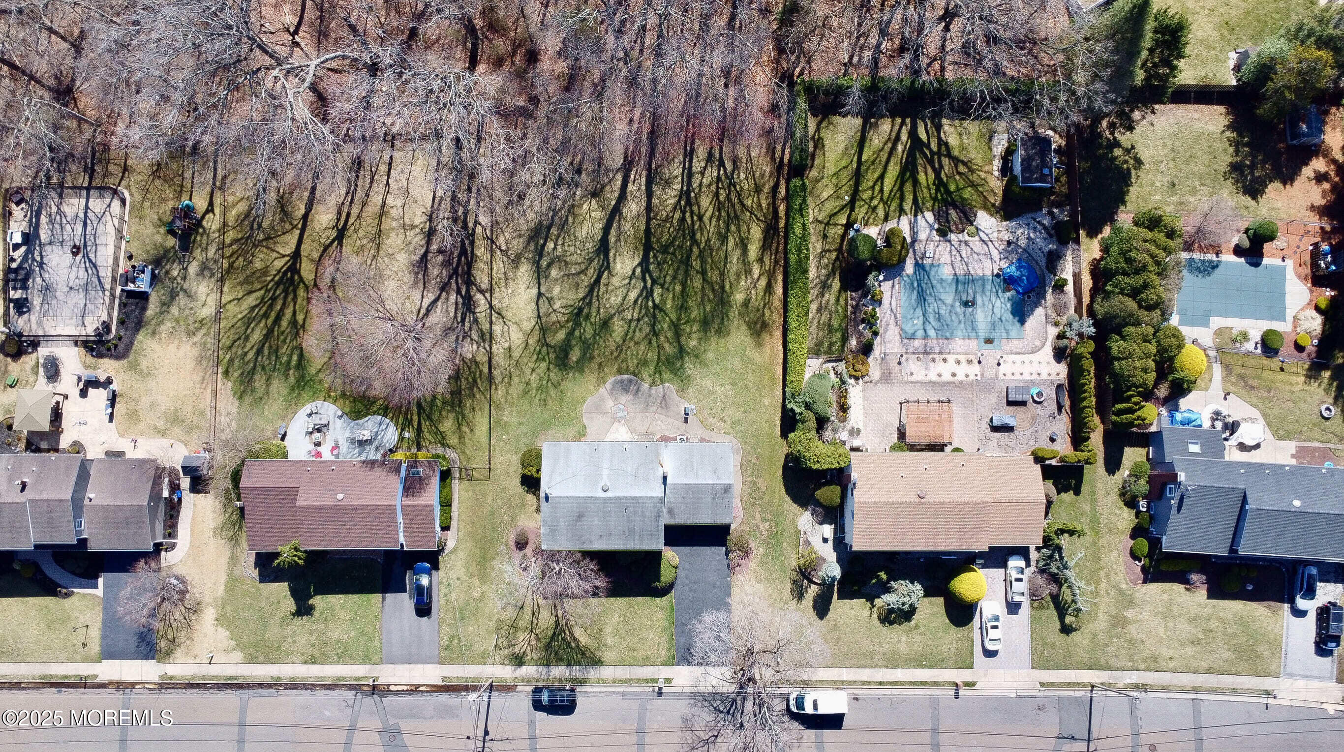 11 Prince Edward Road, Morganville, New Jersey image 10