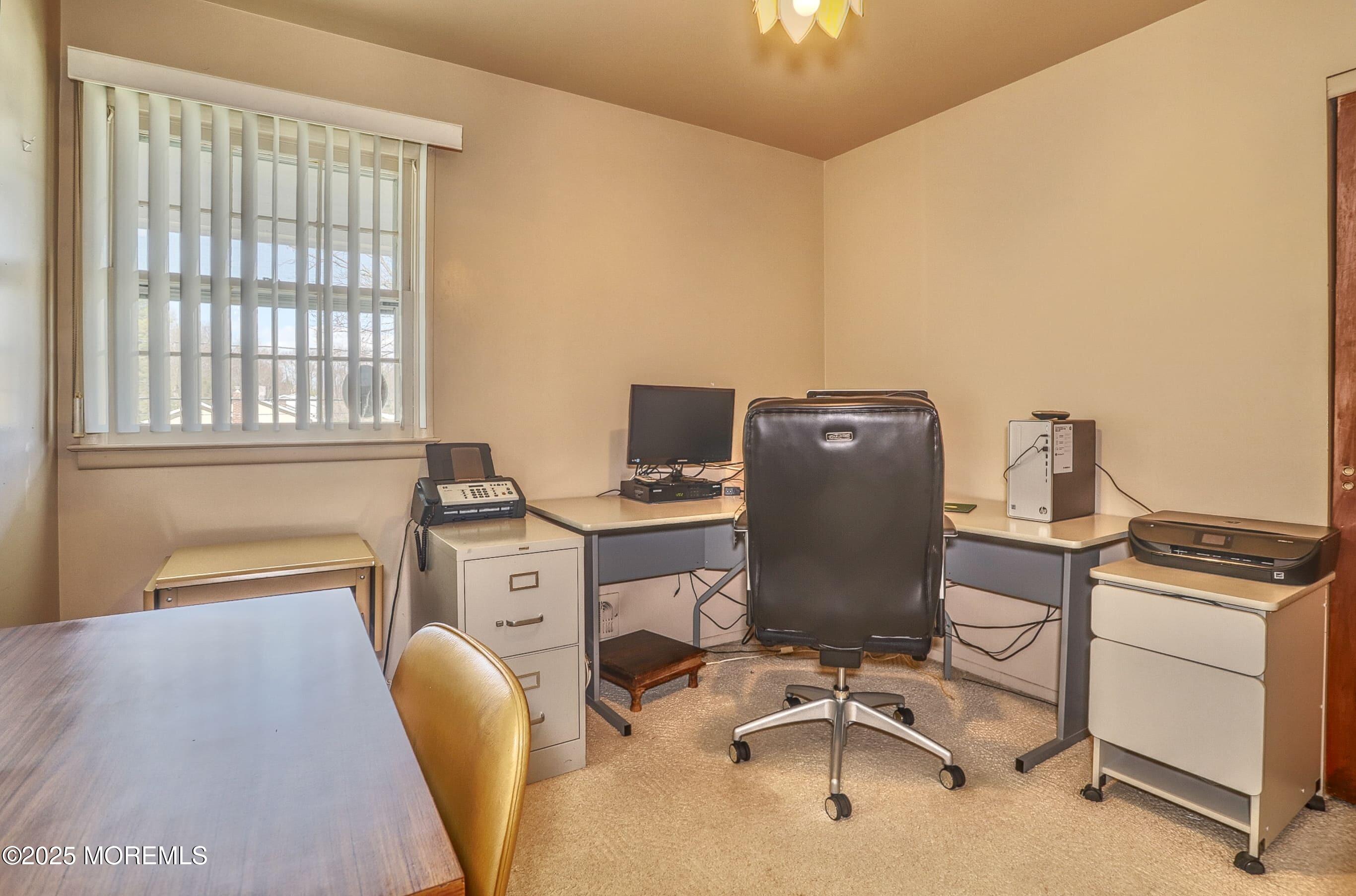 11 Prince Edward Road, Morganville, New Jersey image 27