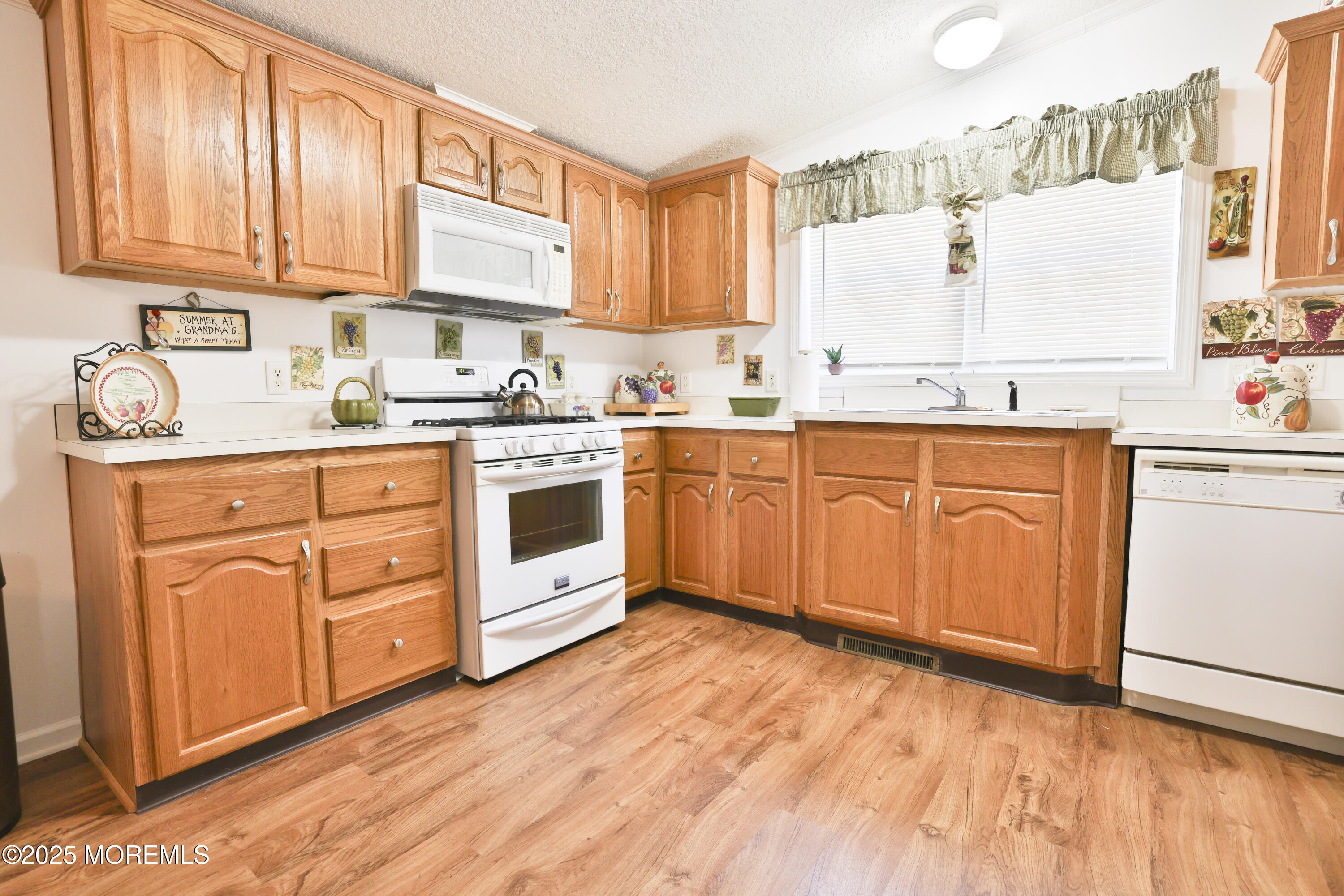 39 Goldenrod Place, Jackson, New Jersey image 8