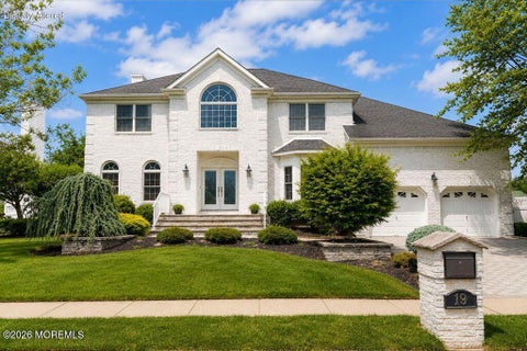 Homes For Sale - 19 Bloomfield Road<br/> Manalapan, NJ 07726