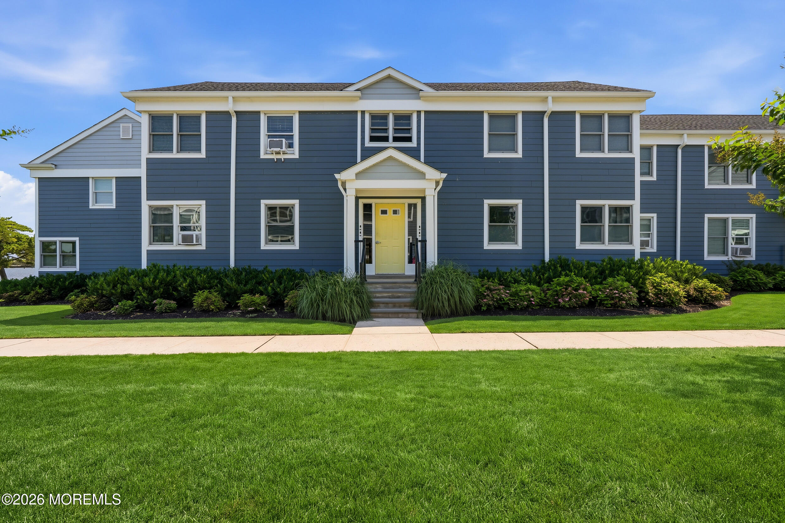 304 Deal Lake Drive 32
