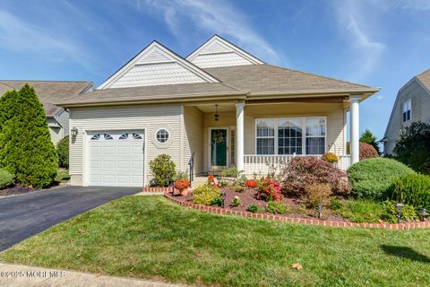 Photo of 41 Tuscany Circle, Manchester, NJ 08759 (MLS # 22530117)