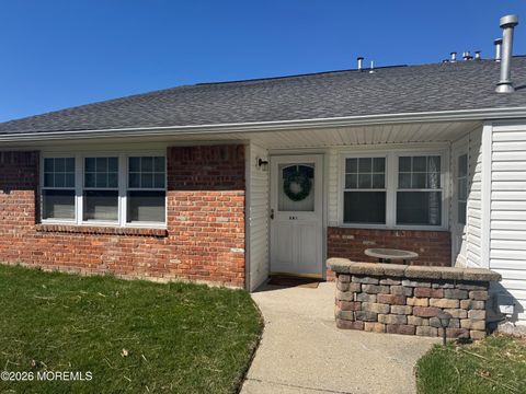 Condo For Sale - 1 Connecticut Court #843<br/> Matawan, NJ 07747