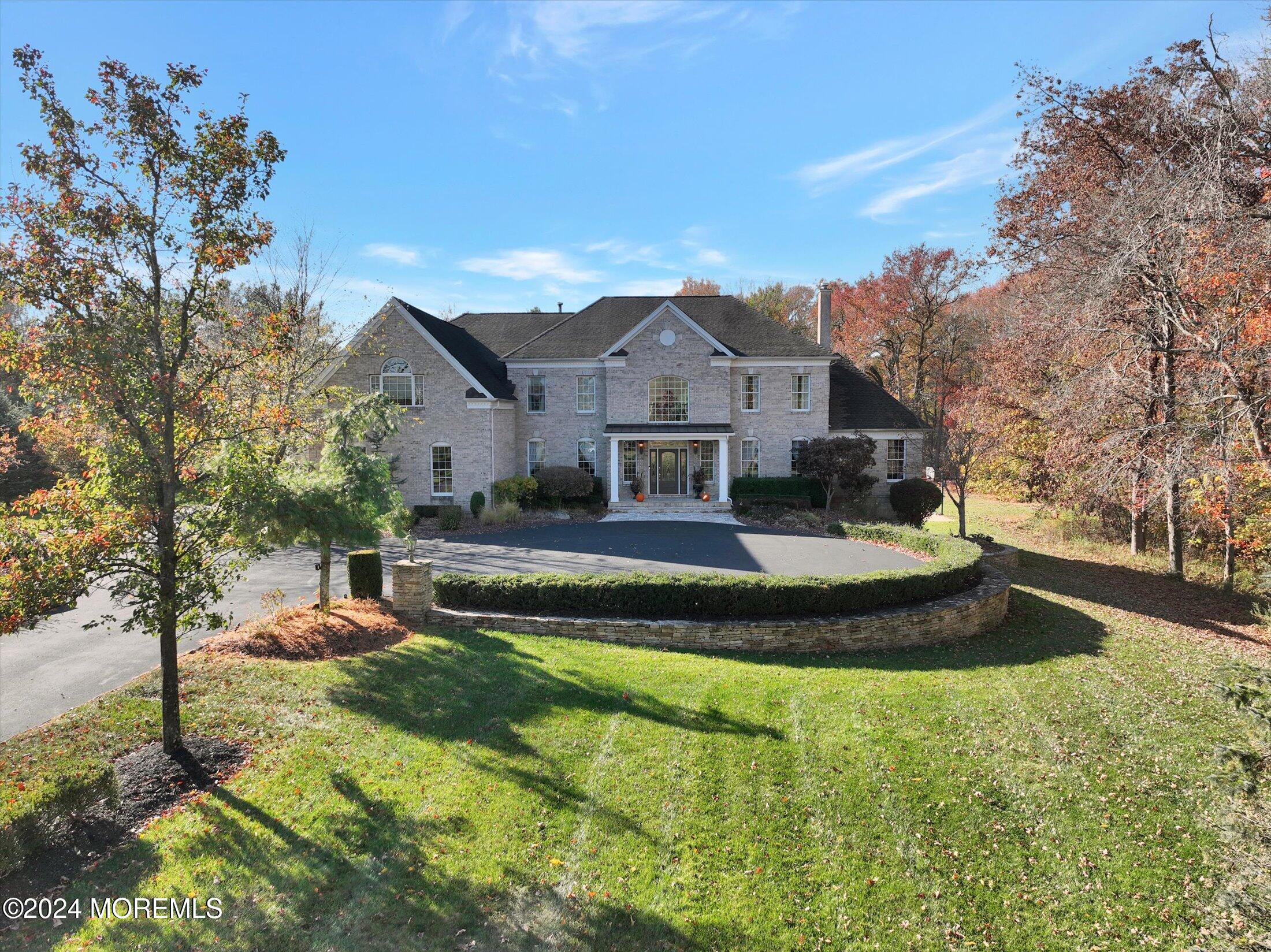 23 Silverleaf Way, Manalapan, New Jersey image 1