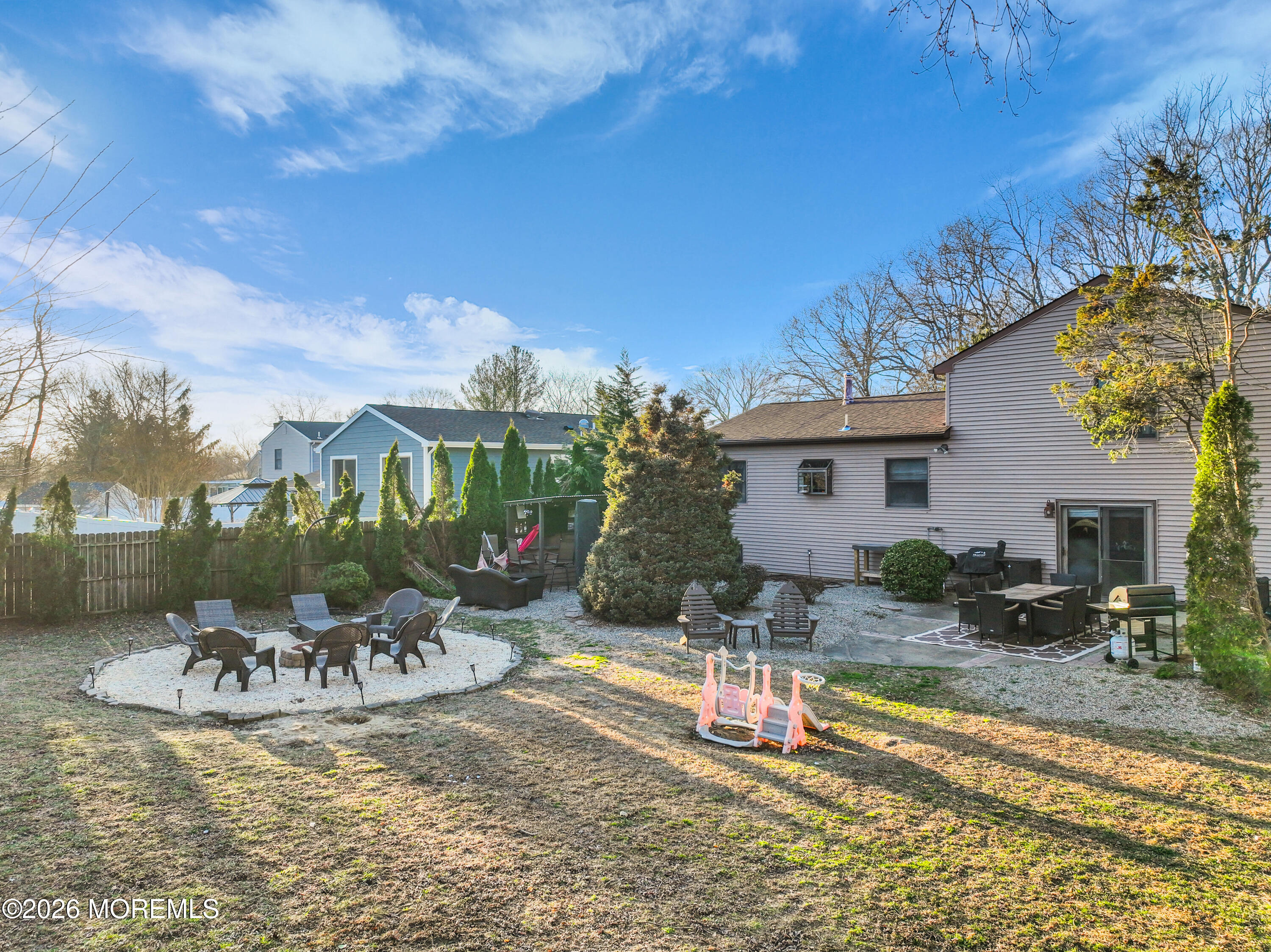 10 Cobblestone Court