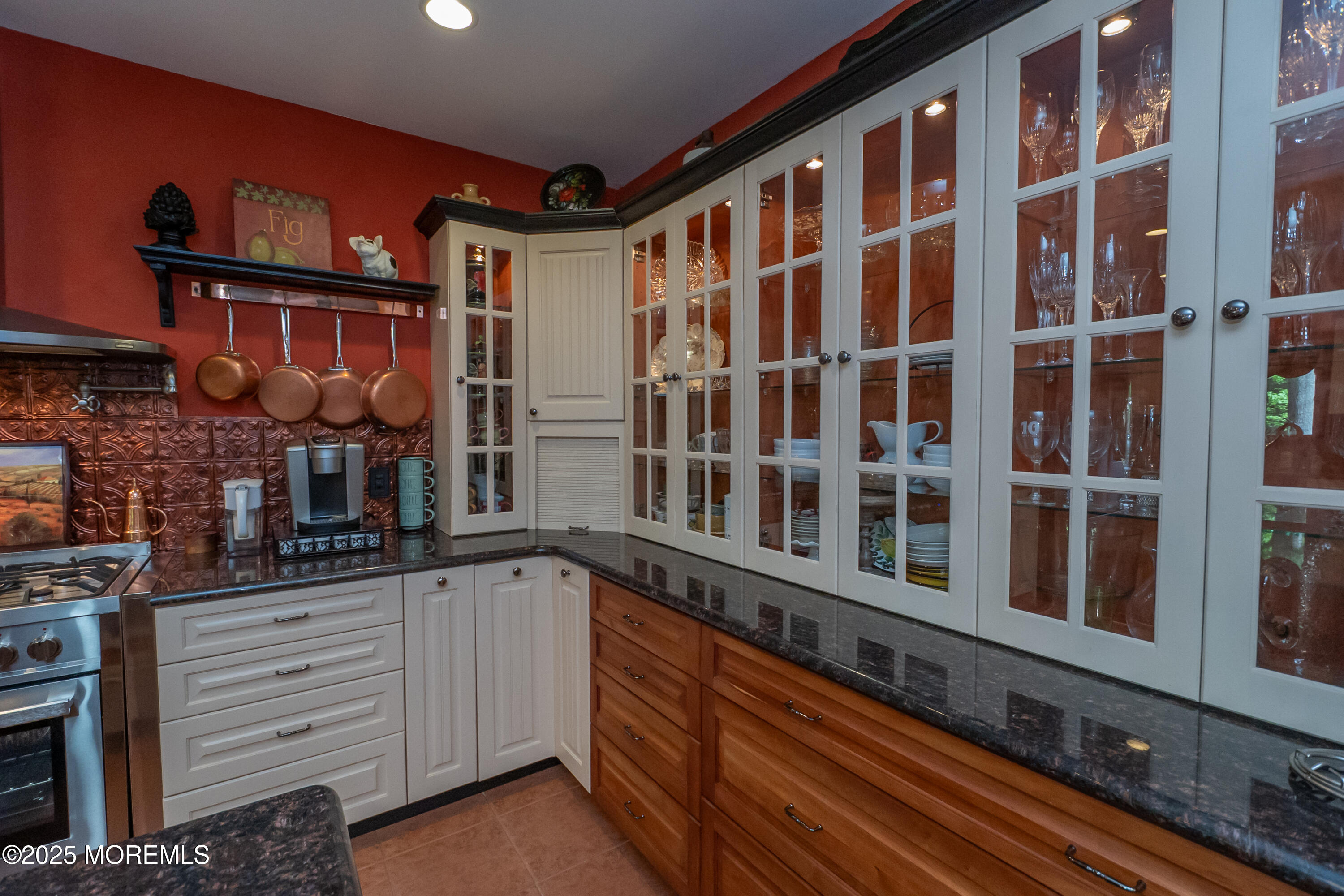 12 Hickory Drive, East Brunswick, New Jersey image 15