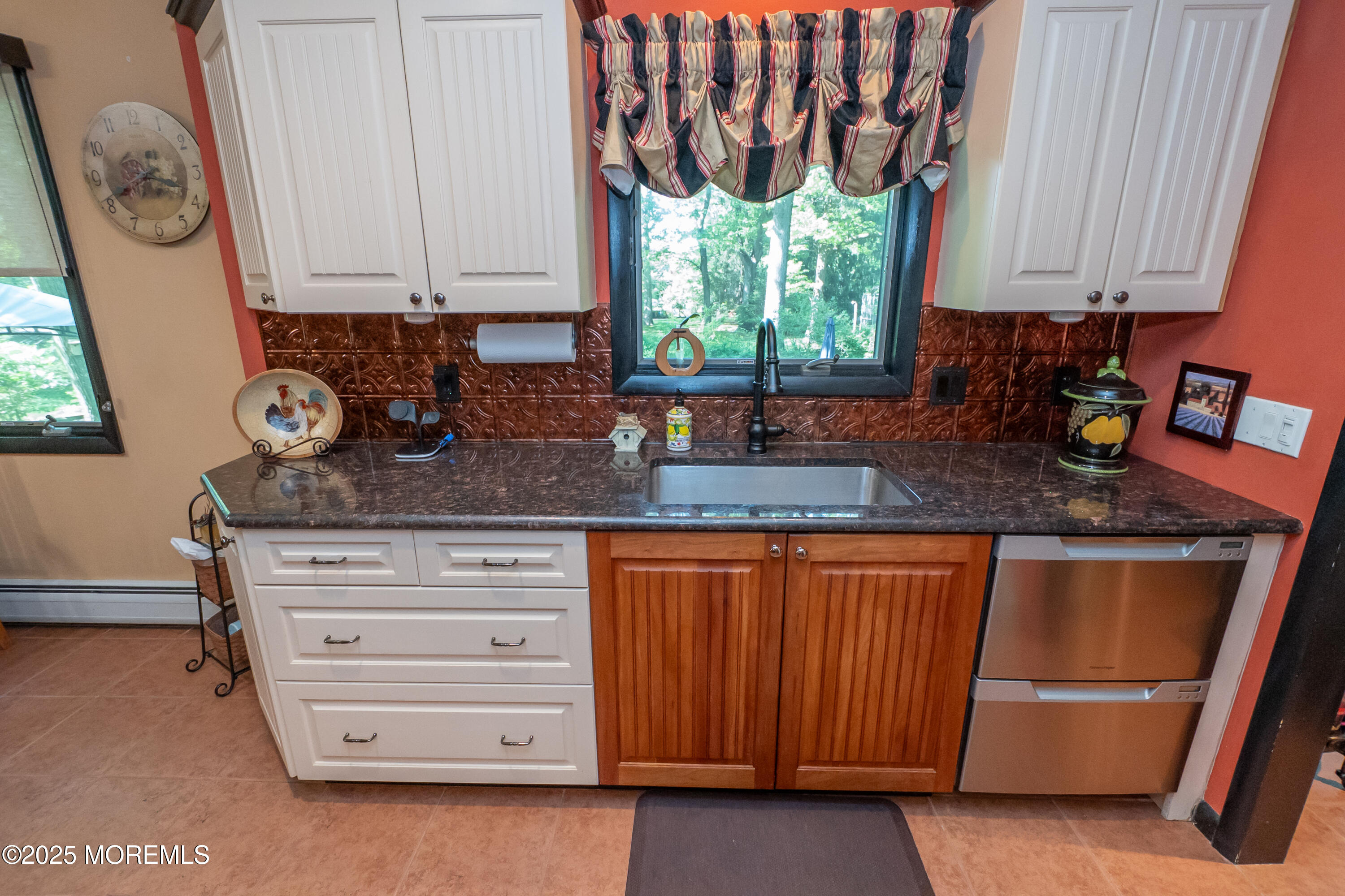 12 Hickory Drive, East Brunswick, New Jersey image 22