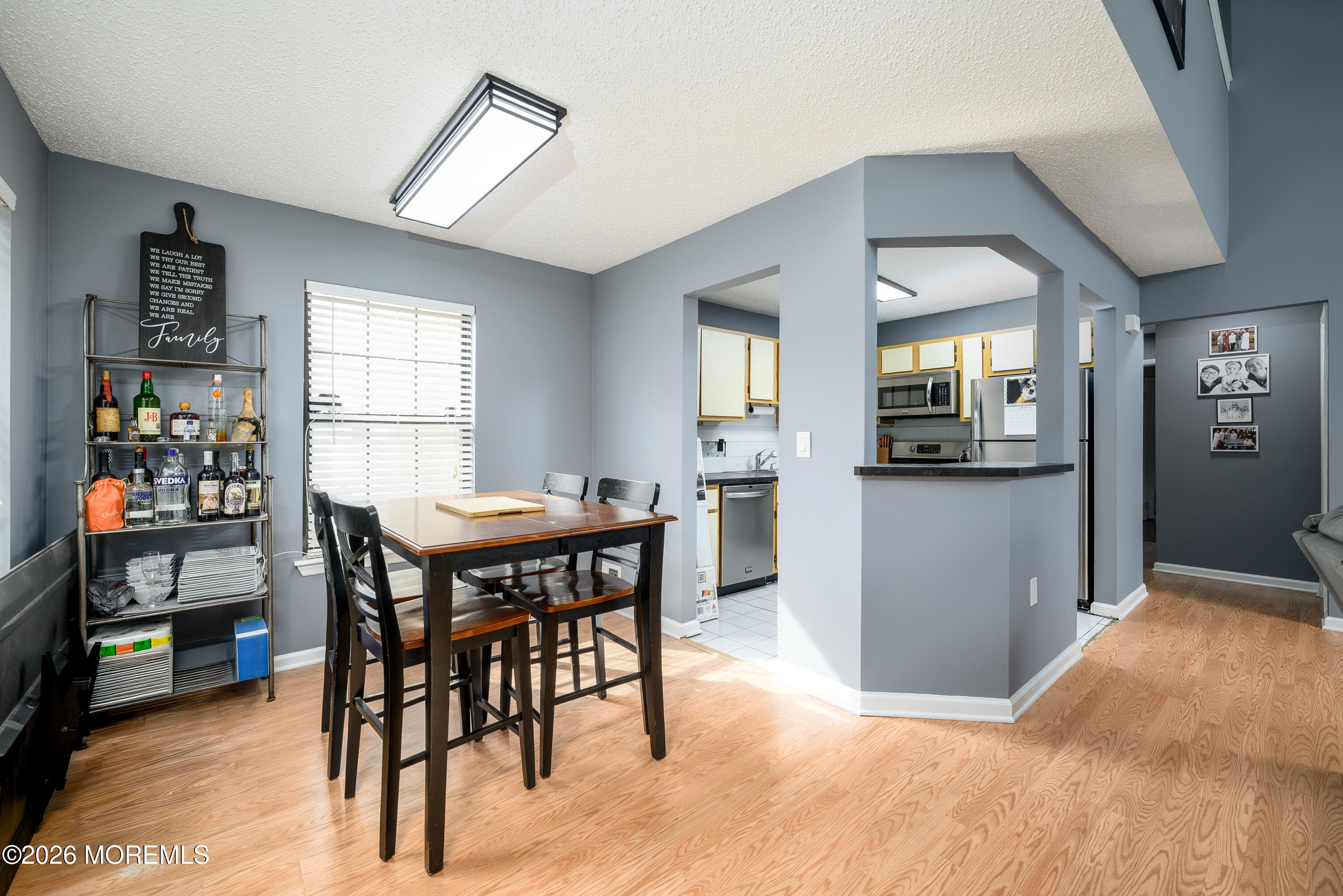 105 Whispering Oaks Way