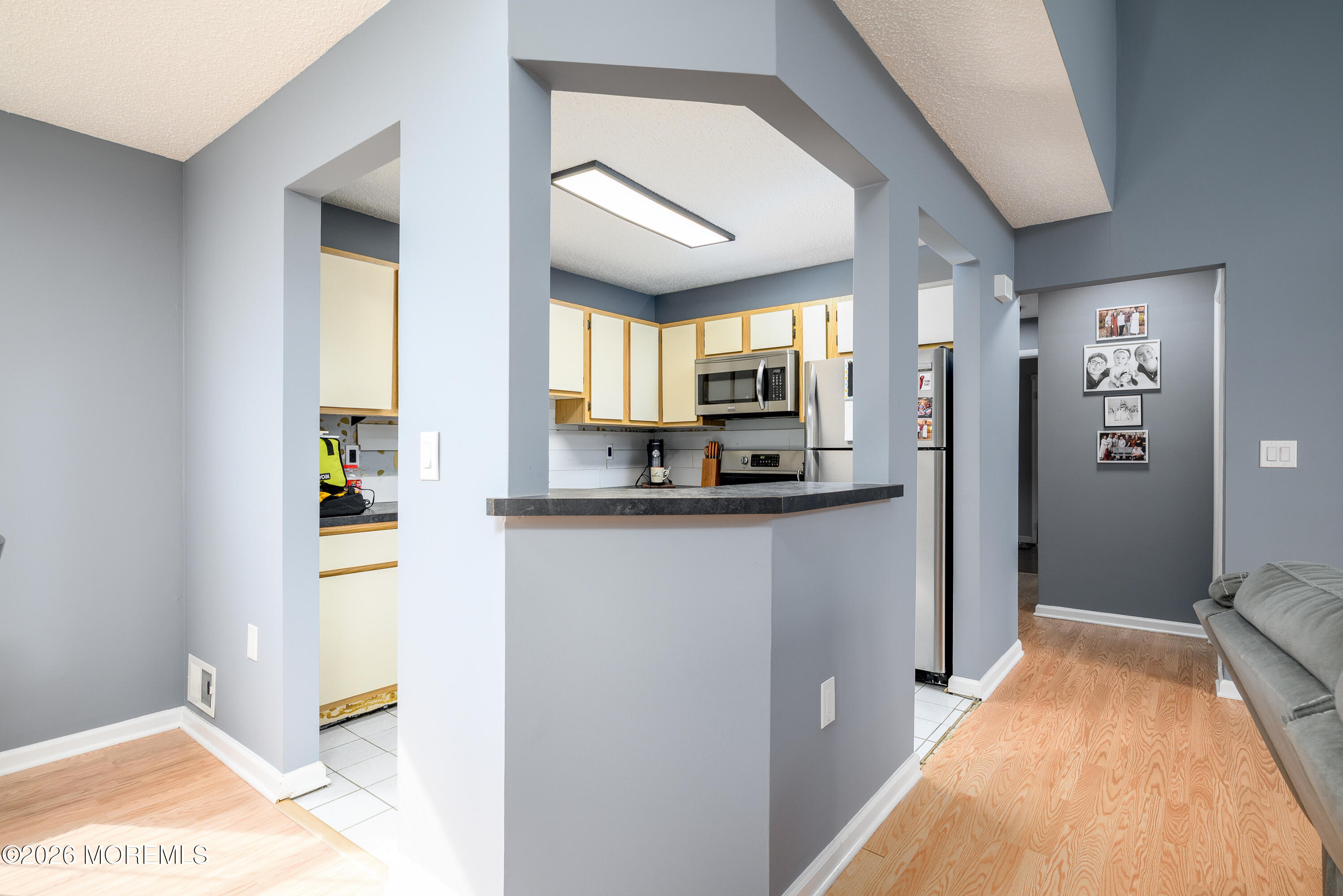 105 Whispering Oaks Way