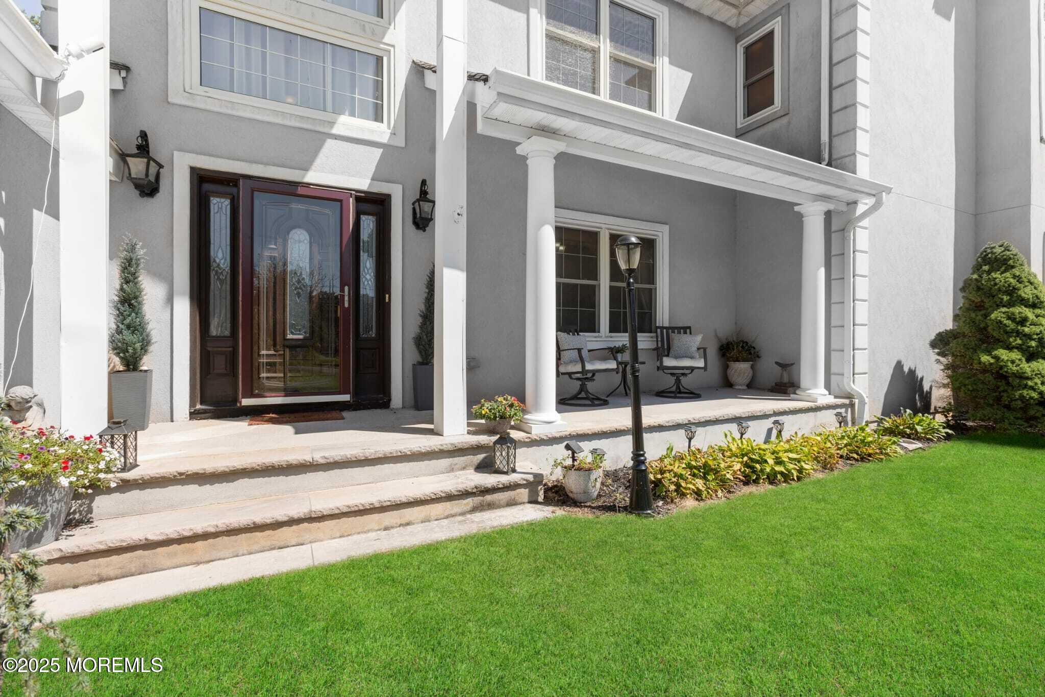 1042 Maxim Southard Road